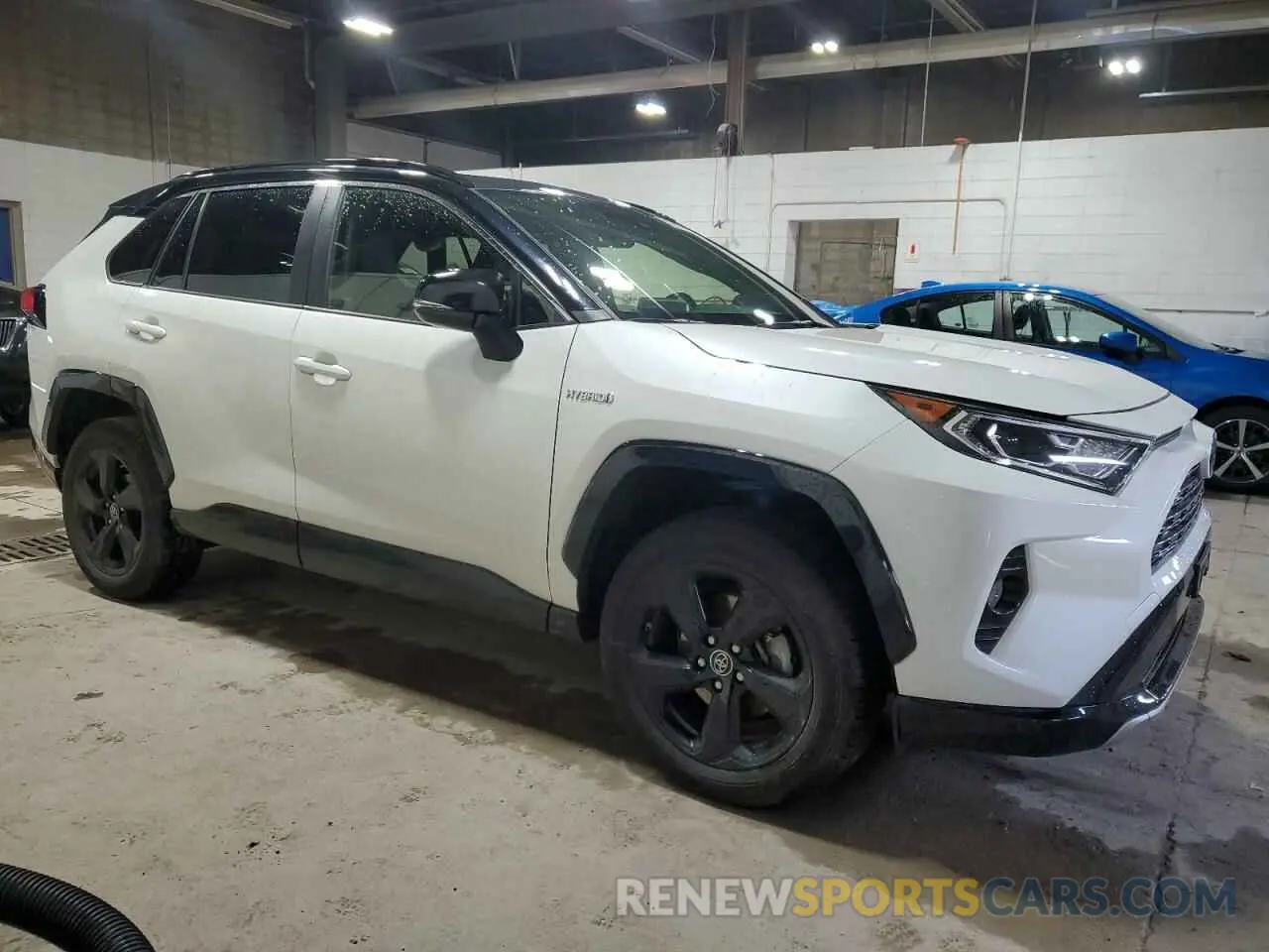 4 fotografías del automóvil dañado JTMEWRFVXKD510024 TOYOTA RAV4 2019