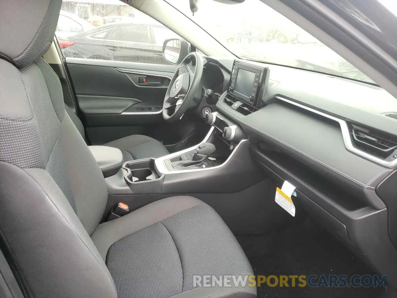 5 fotografías del automóvil dañado JTMF1RFV0KD034305 TOYOTA RAV4 2019