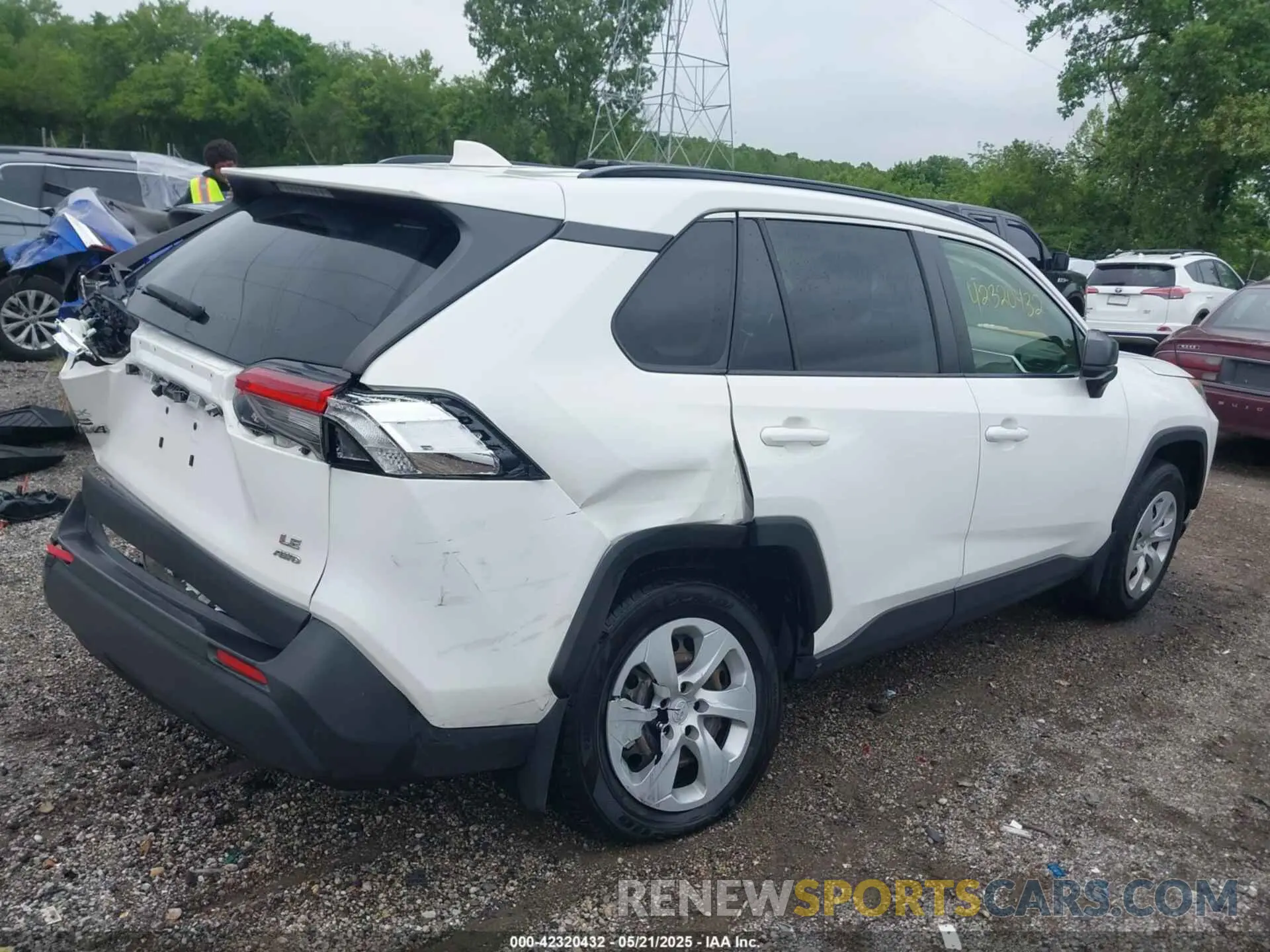 4 fotografías del automóvil dañado JTMF1RFV0KD517535 TOYOTA RAV4 2019