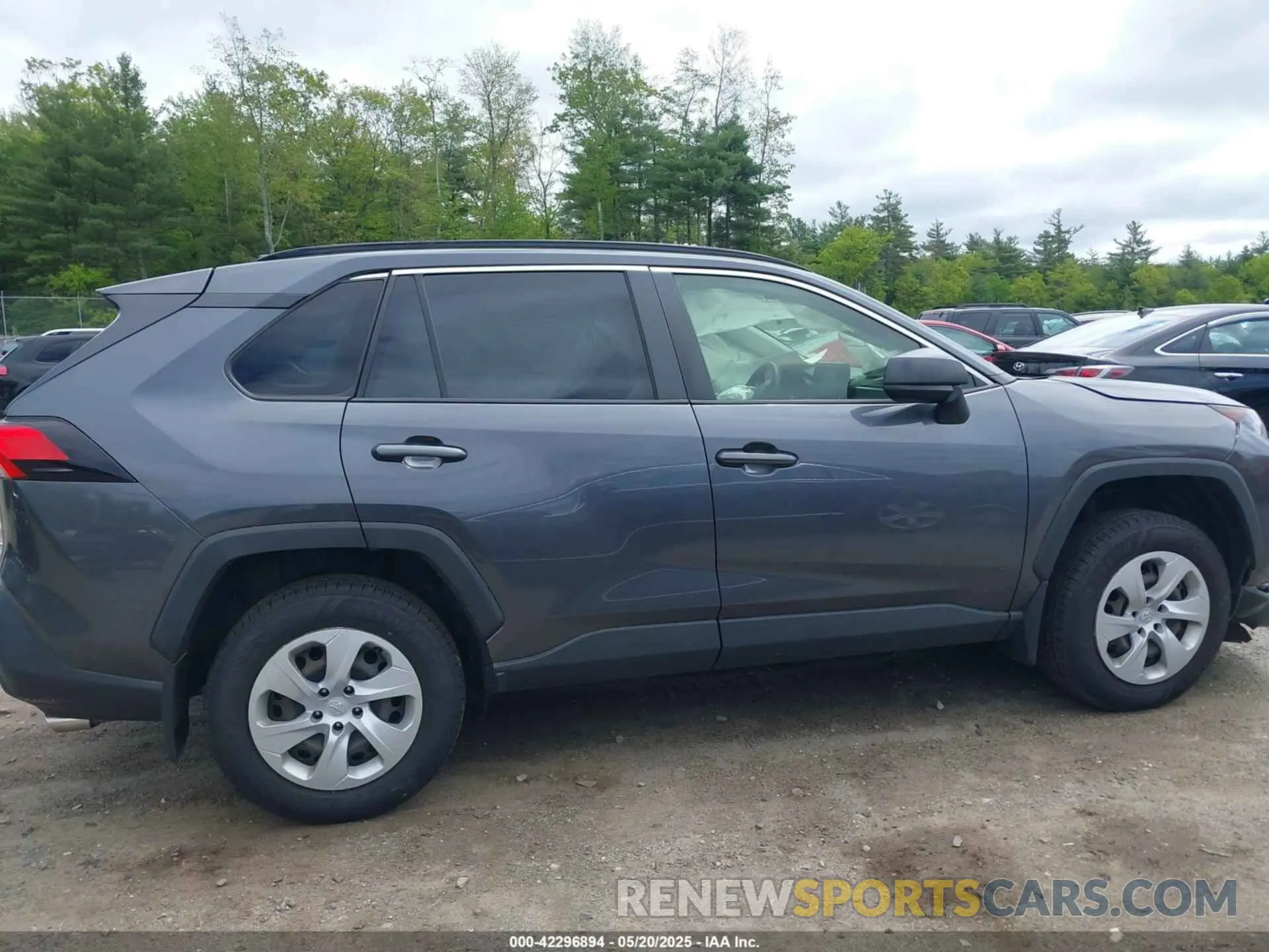 14 fotografías del automóvil dañado JTMF1RFV3KD033374 TOYOTA RAV4 2019