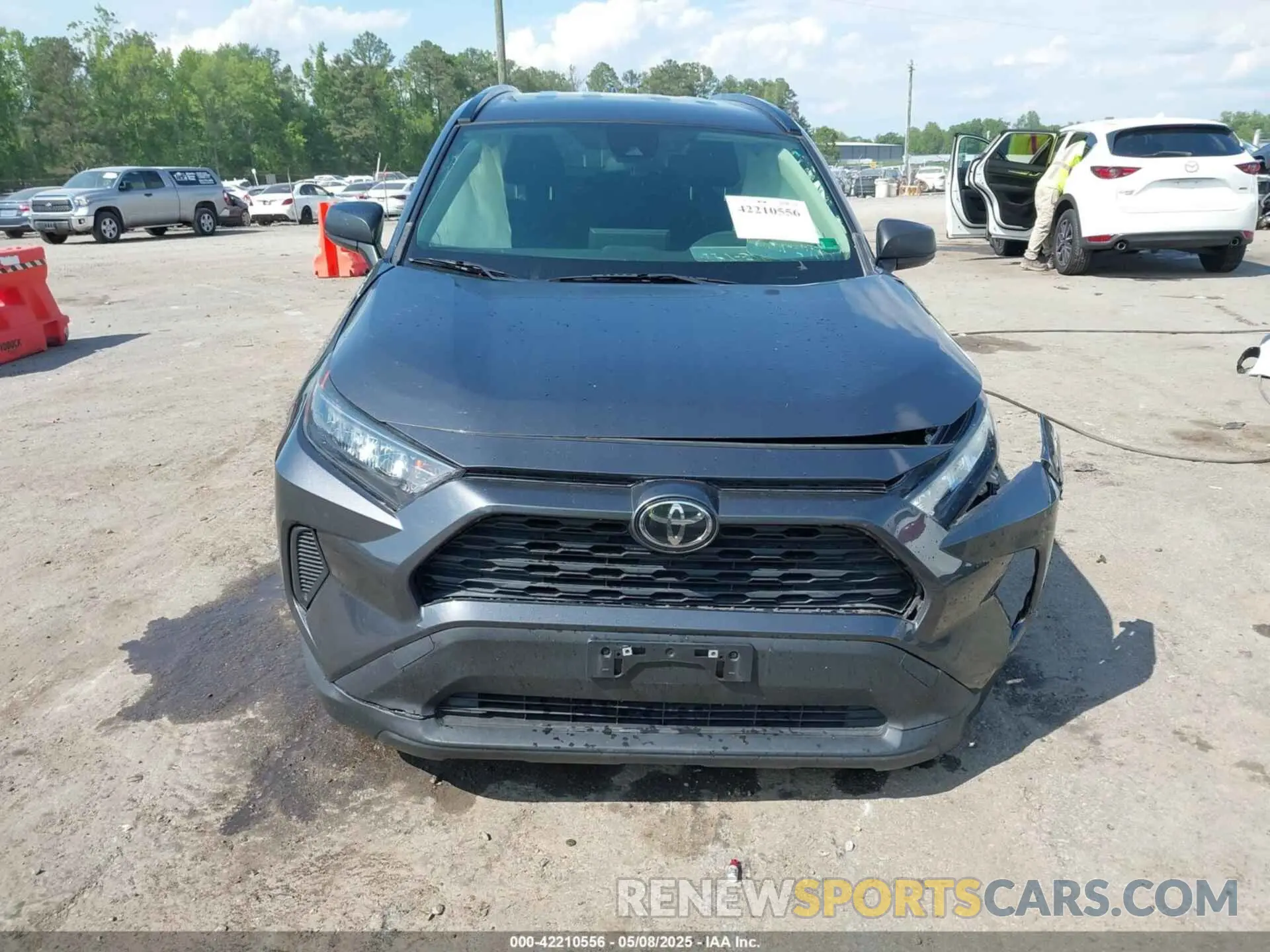 12 fotografías del automóvil dañado JTMF1RFV3KJ002983 TOYOTA RAV4 2019