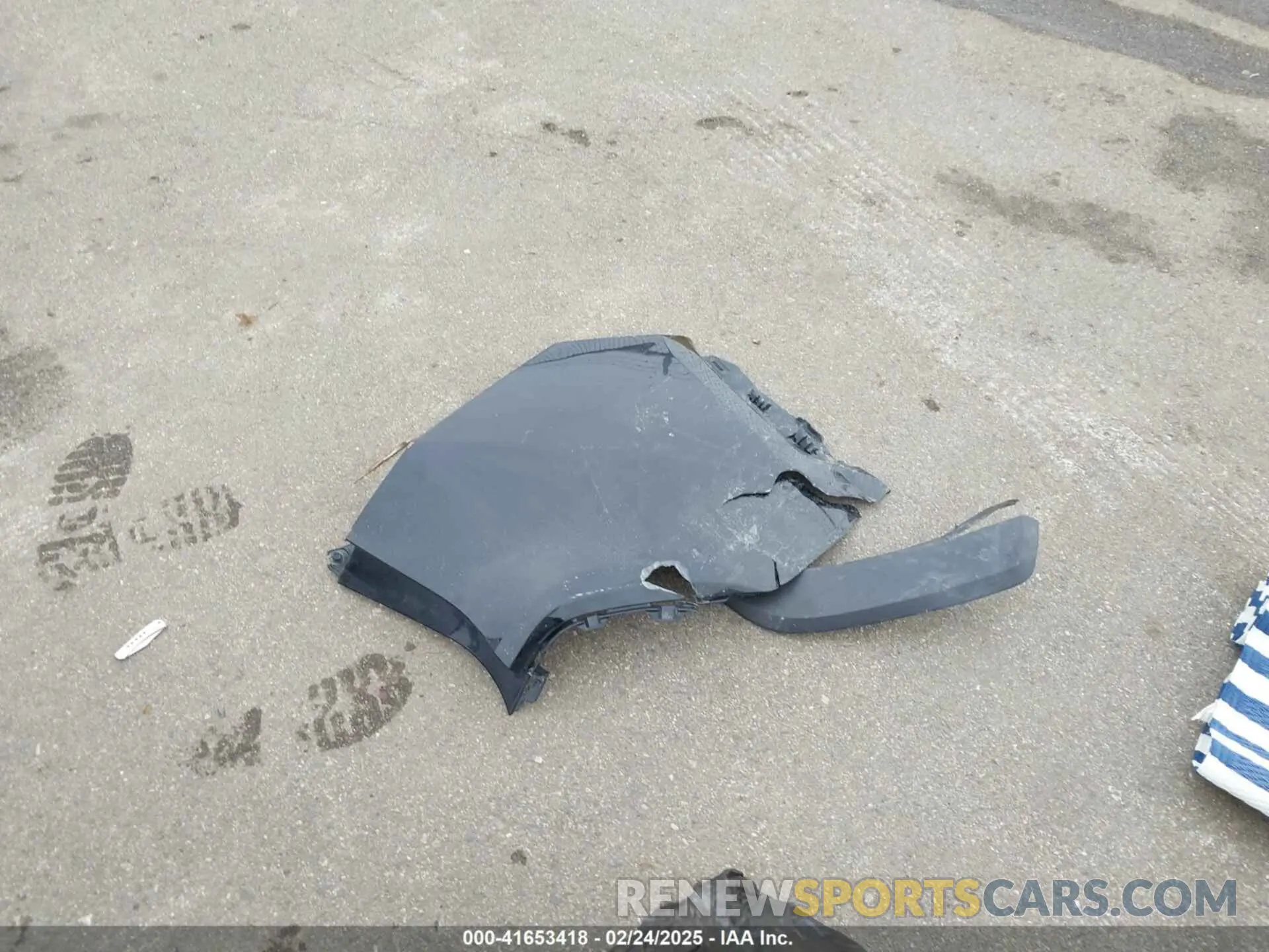 12 fotografías del automóvil dañado JTMF1RFV5KJ011541 TOYOTA RAV4 2019