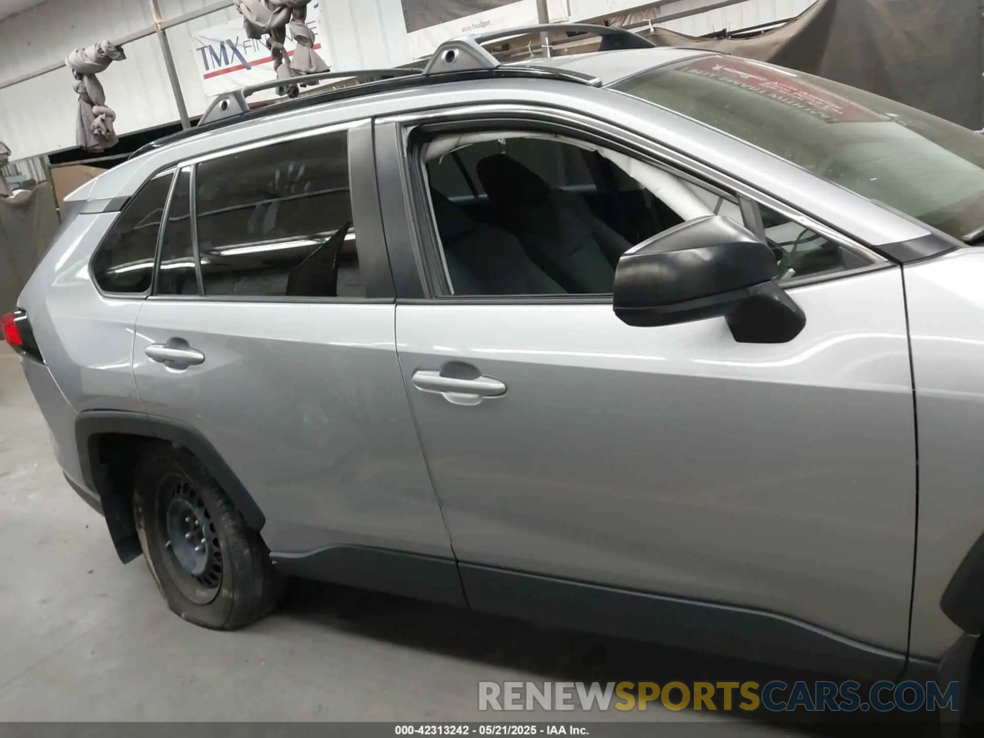 13 fotografías del automóvil dañado JTMF1RFV7KD043650 TOYOTA RAV4 2019
