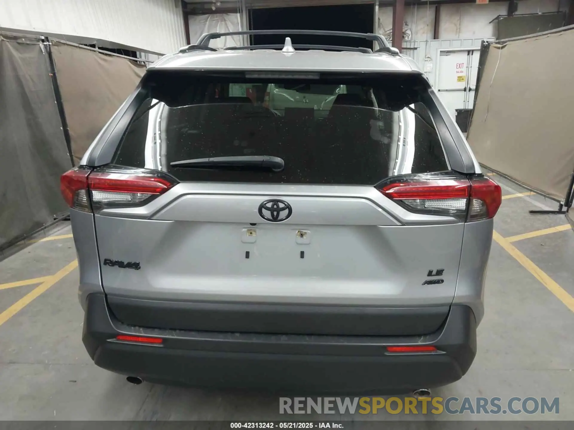 16 fotografías del automóvil dañado JTMF1RFV7KD043650 TOYOTA RAV4 2019