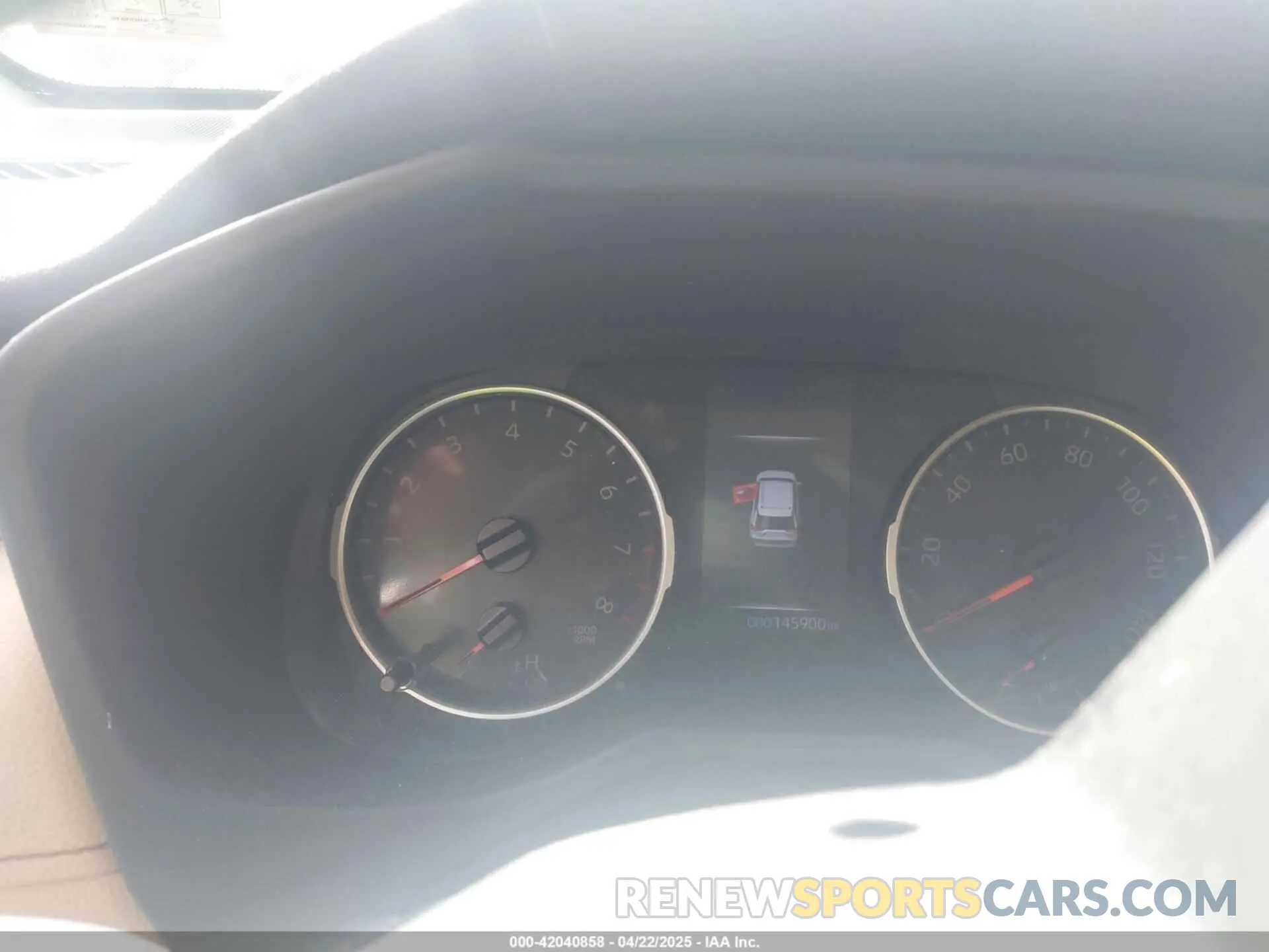 7 fotografías del automóvil dañado JTMG1RFV0KD043865 TOYOTA RAV4 2019