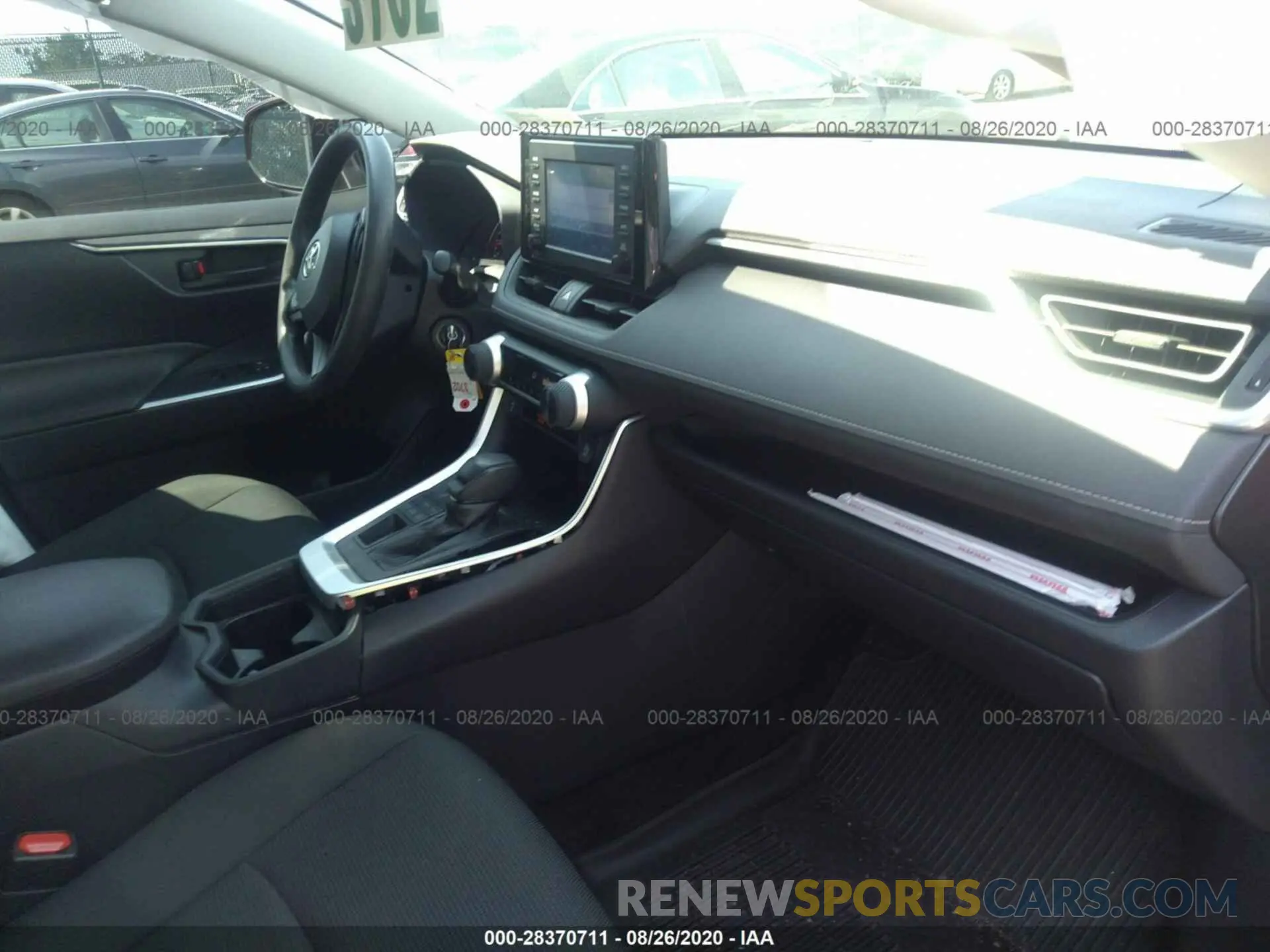 5 fotografías del automóvil dañado JTMG1RFV1KD004234 TOYOTA RAV4 2019