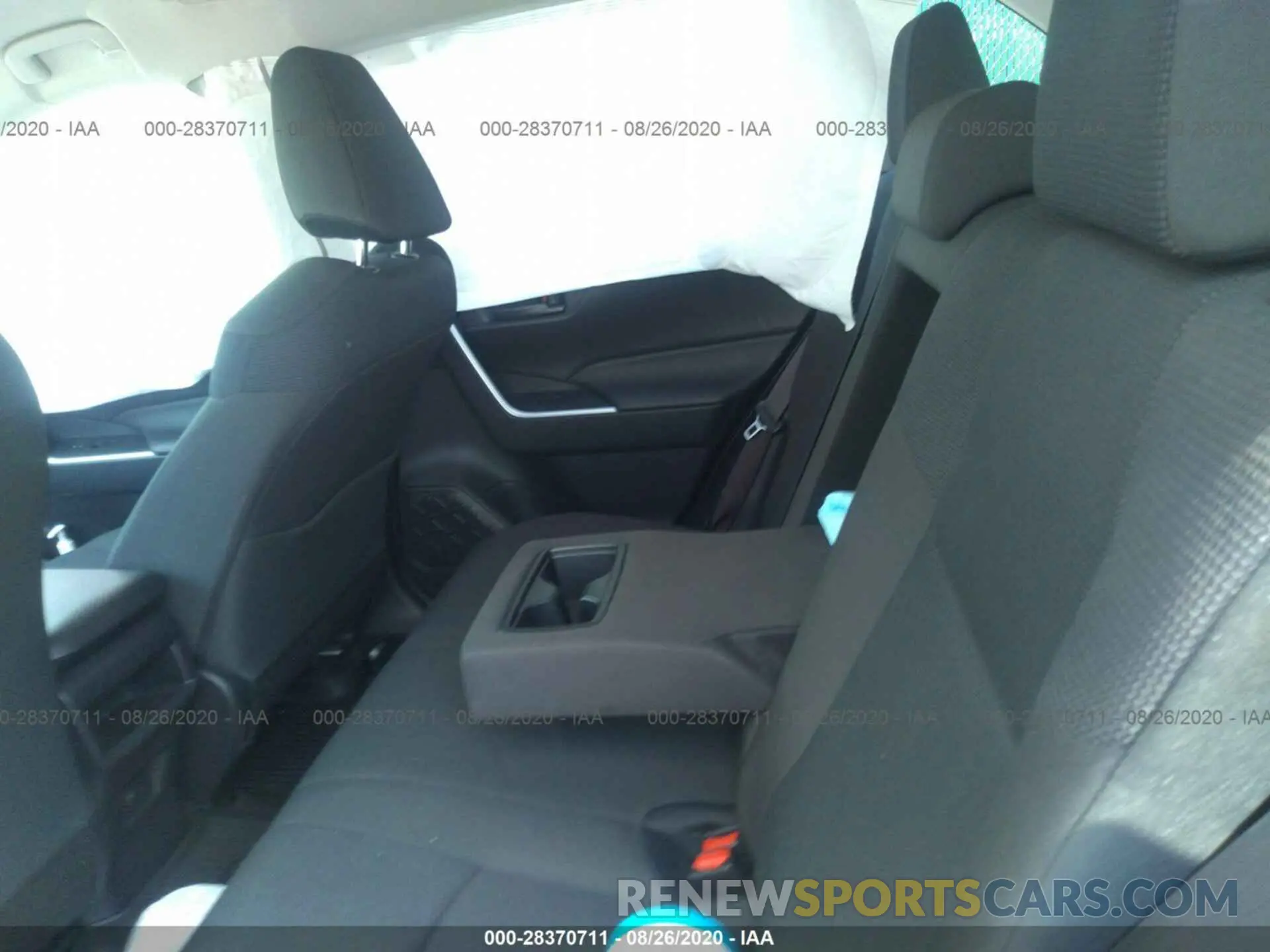 8 fotografías del automóvil dañado JTMG1RFV1KD004234 TOYOTA RAV4 2019
