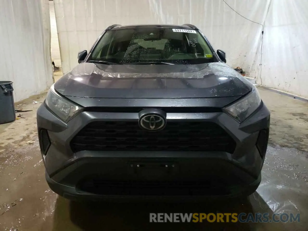 5 fotografías del automóvil dañado JTMG1RFV1KD014231 TOYOTA RAV4 2019