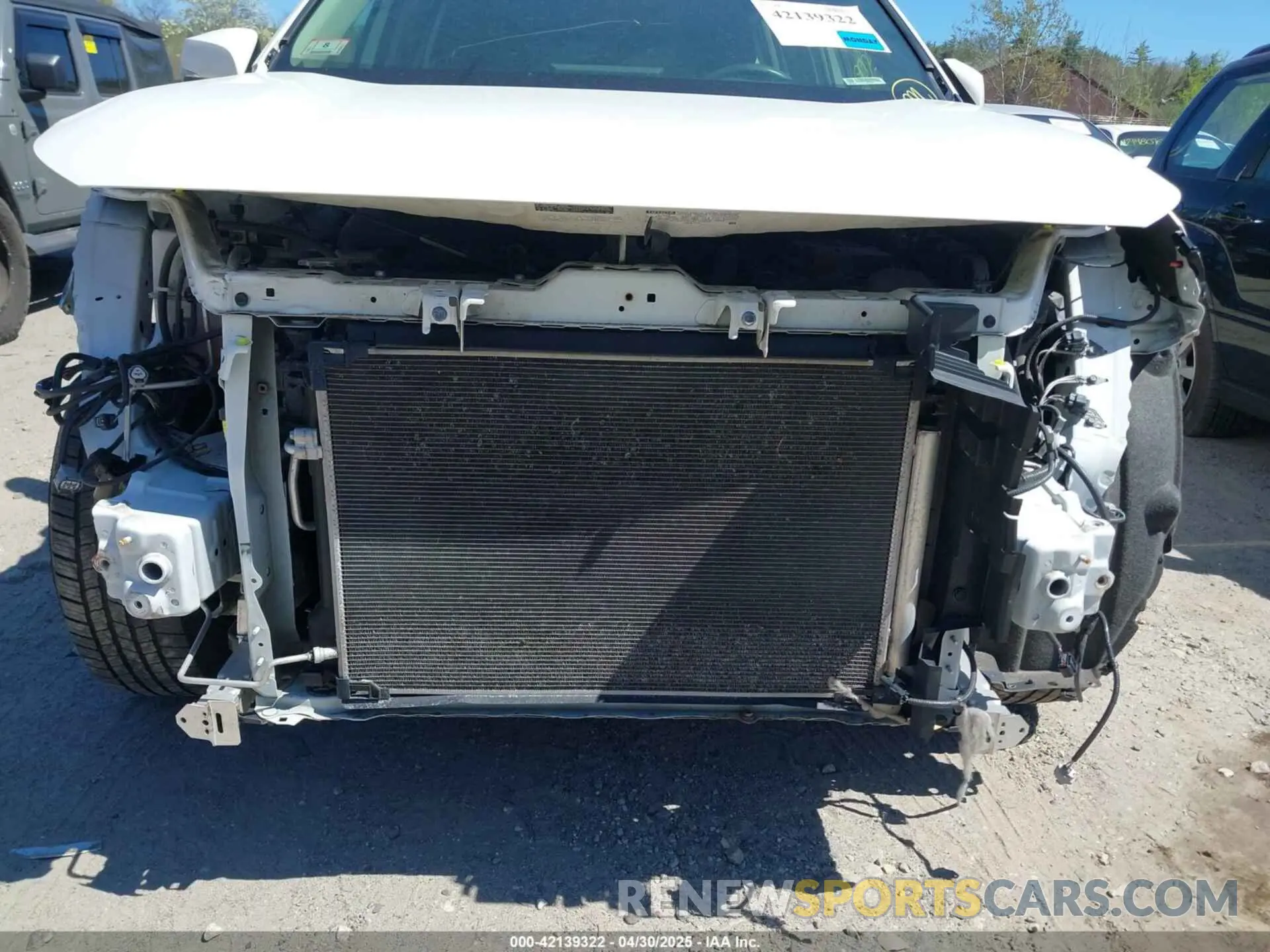 18 fotografías del automóvil dañado JTMG1RFV3KD007040 TOYOTA RAV4 2019