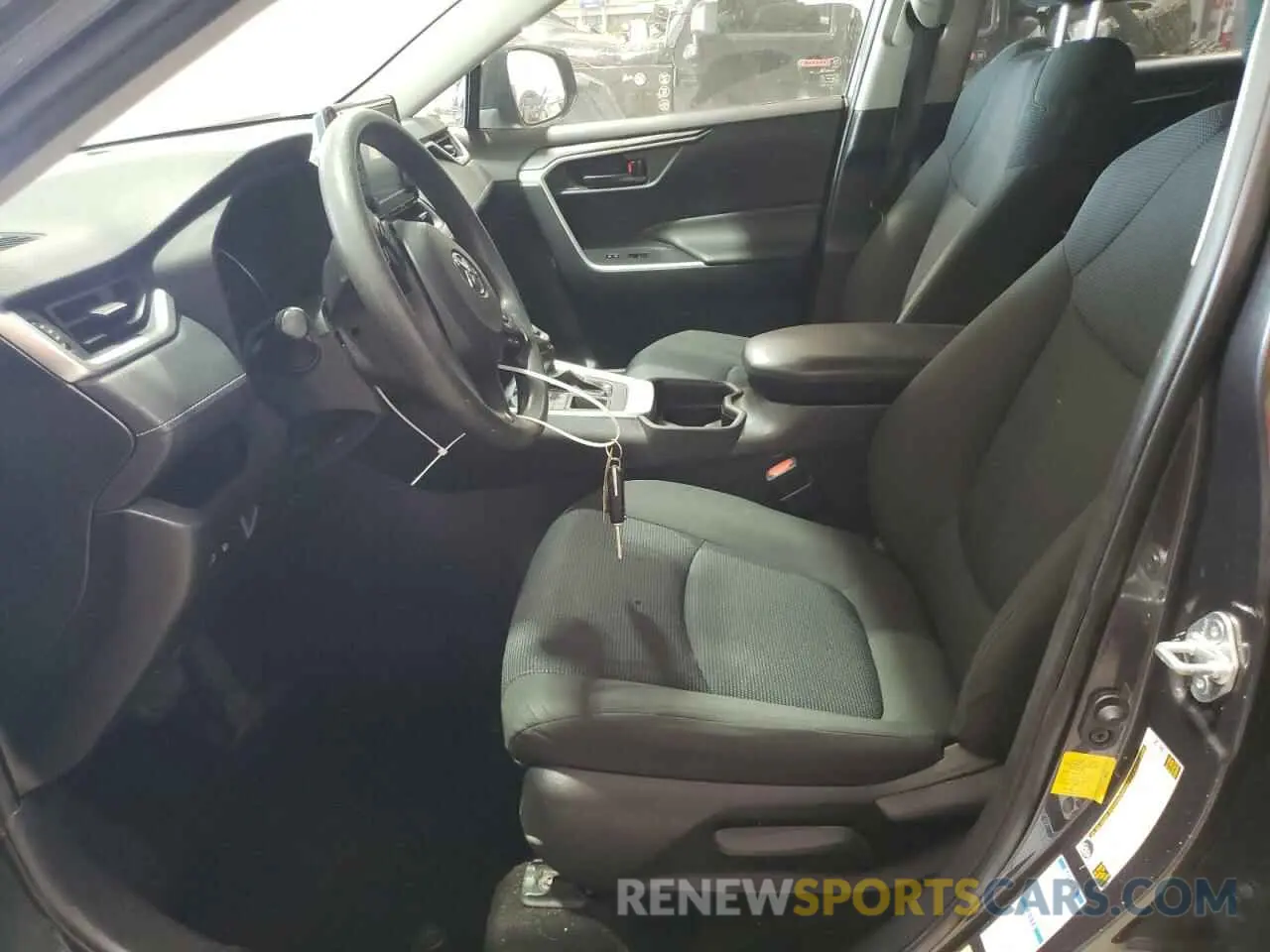 7 fotografías del automóvil dañado JTMG1RFV3KJ007024 TOYOTA RAV4 2019