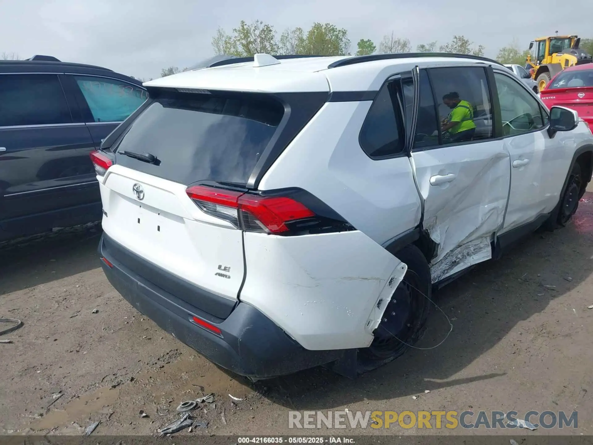 4 fotografías del automóvil dañado JTMG1RFV4KD022825 TOYOTA RAV4 2019