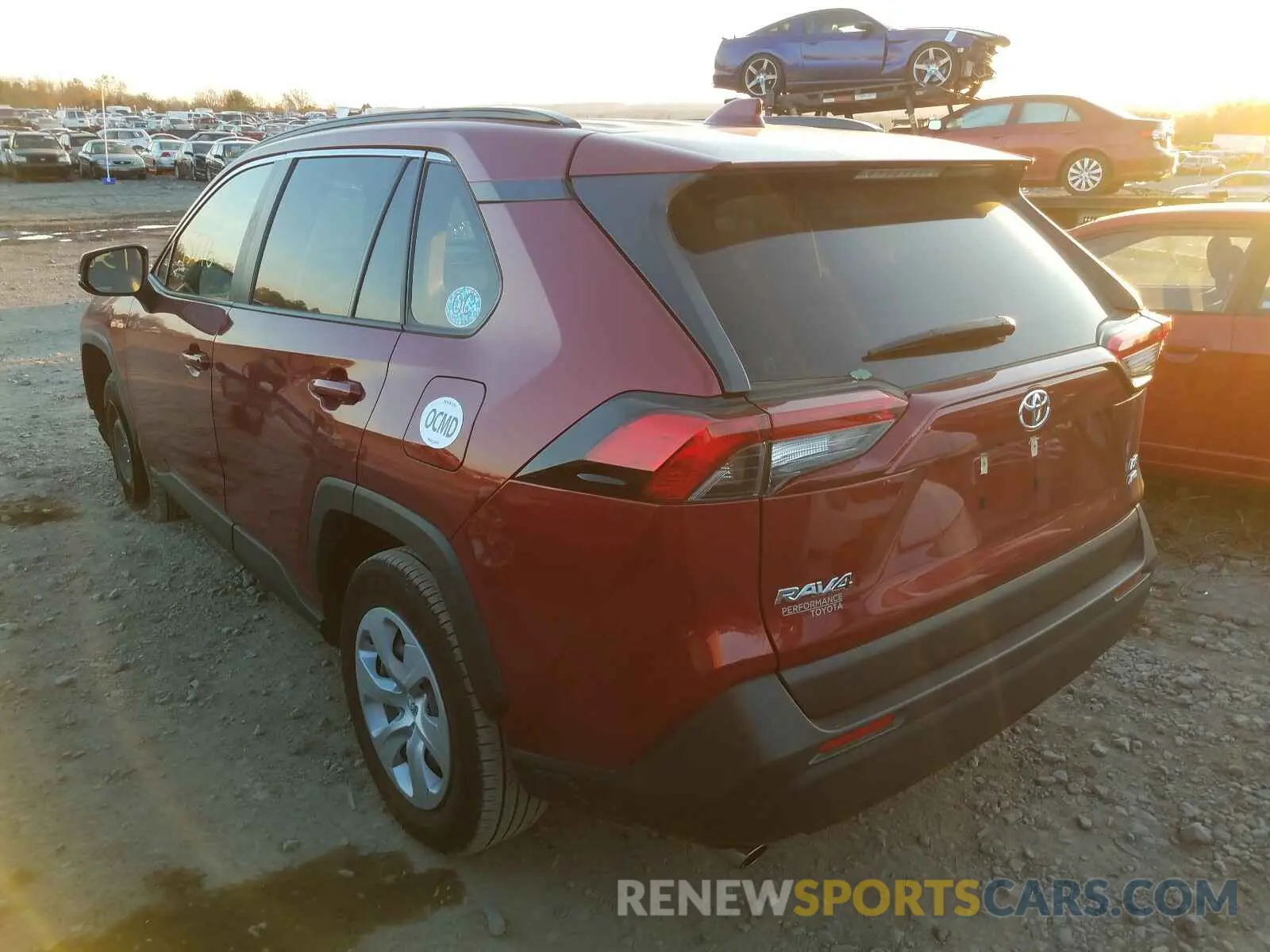 3 fotografías del automóvil dañado JTMG1RFV4KJ011101 TOYOTA RAV4 2019