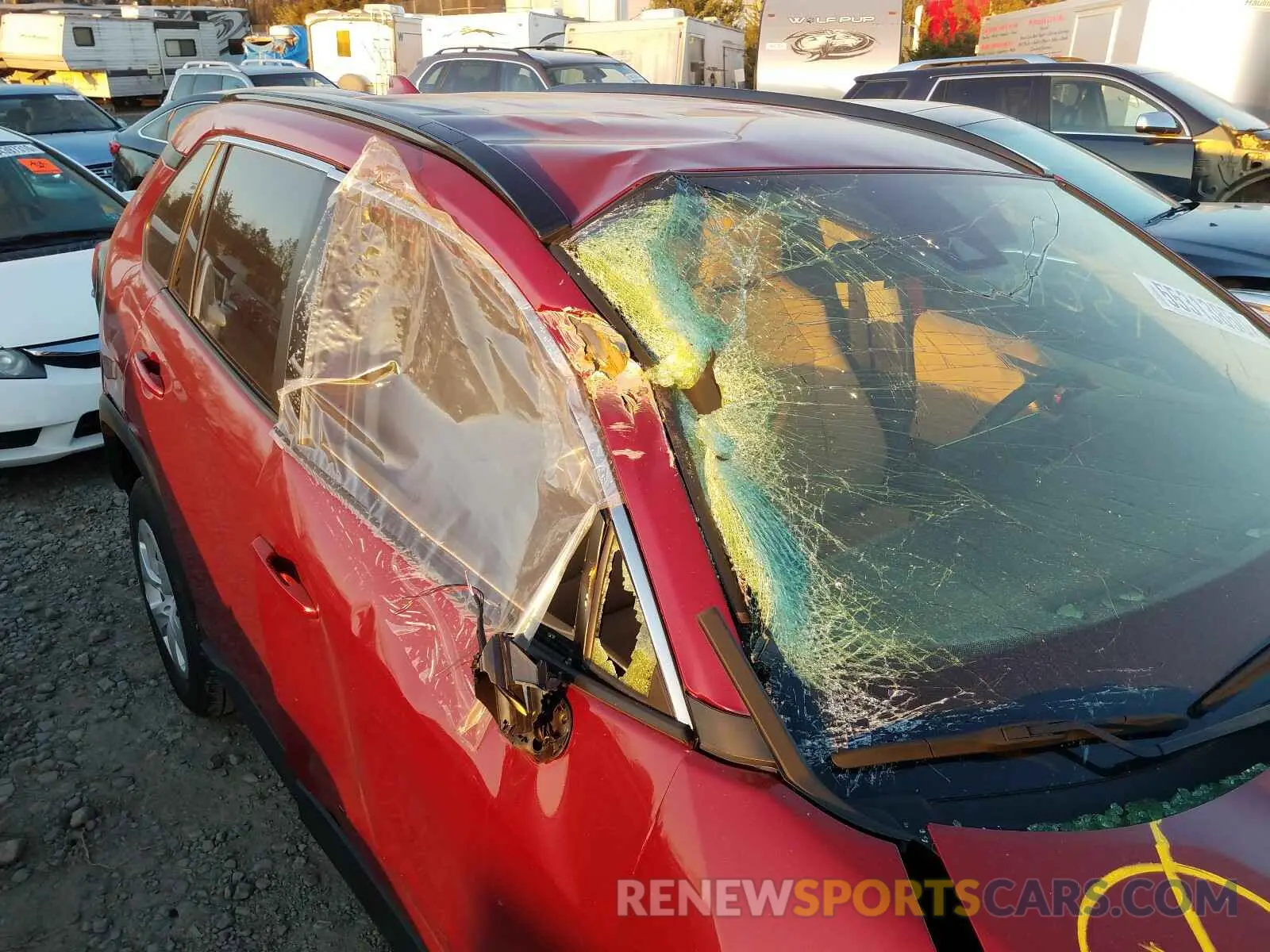 9 fotografías del automóvil dañado JTMG1RFV4KJ011101 TOYOTA RAV4 2019
