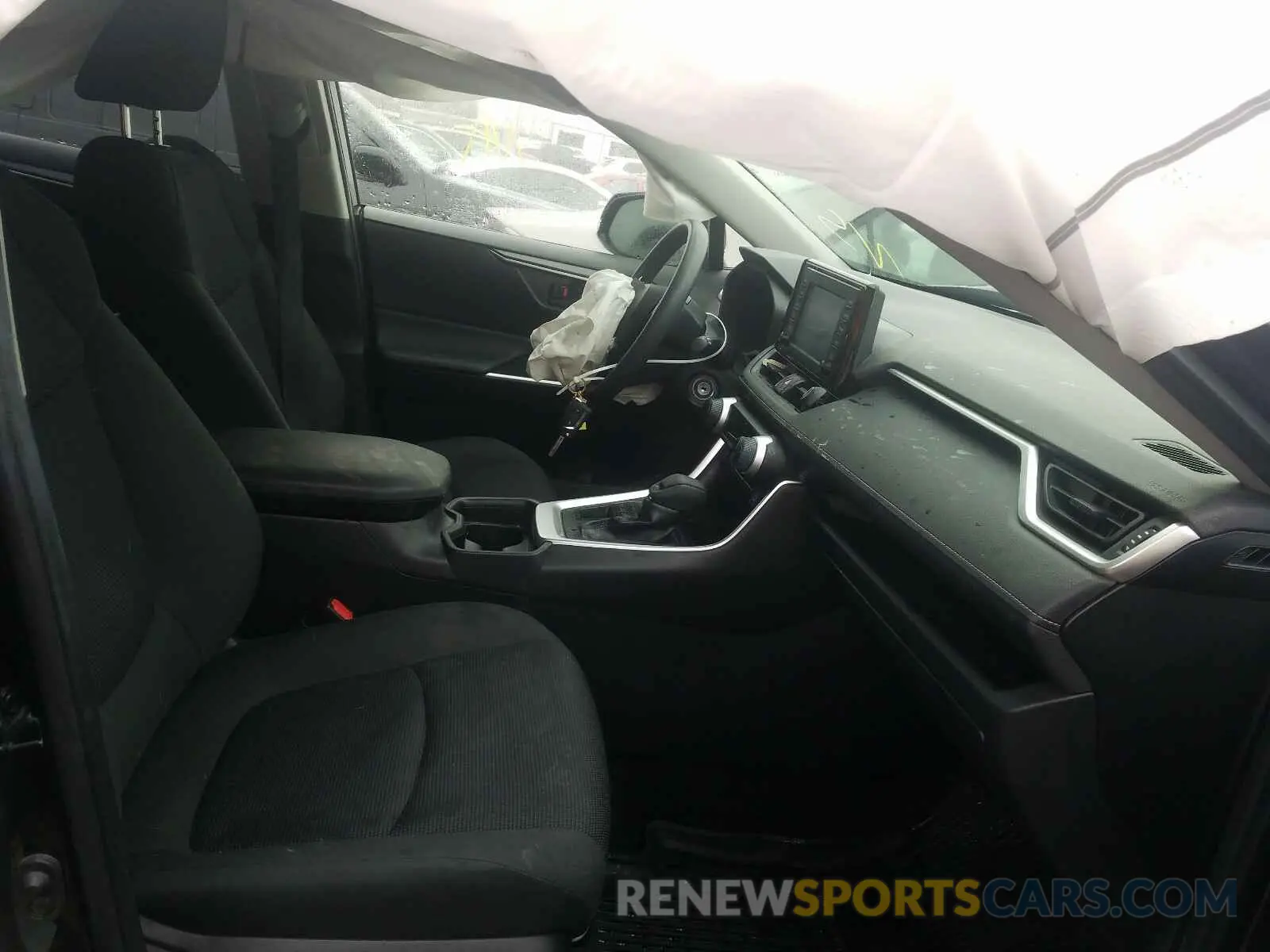 5 fotografías del automóvil dañado JTMG1RFV4KJ012281 TOYOTA RAV4 2019