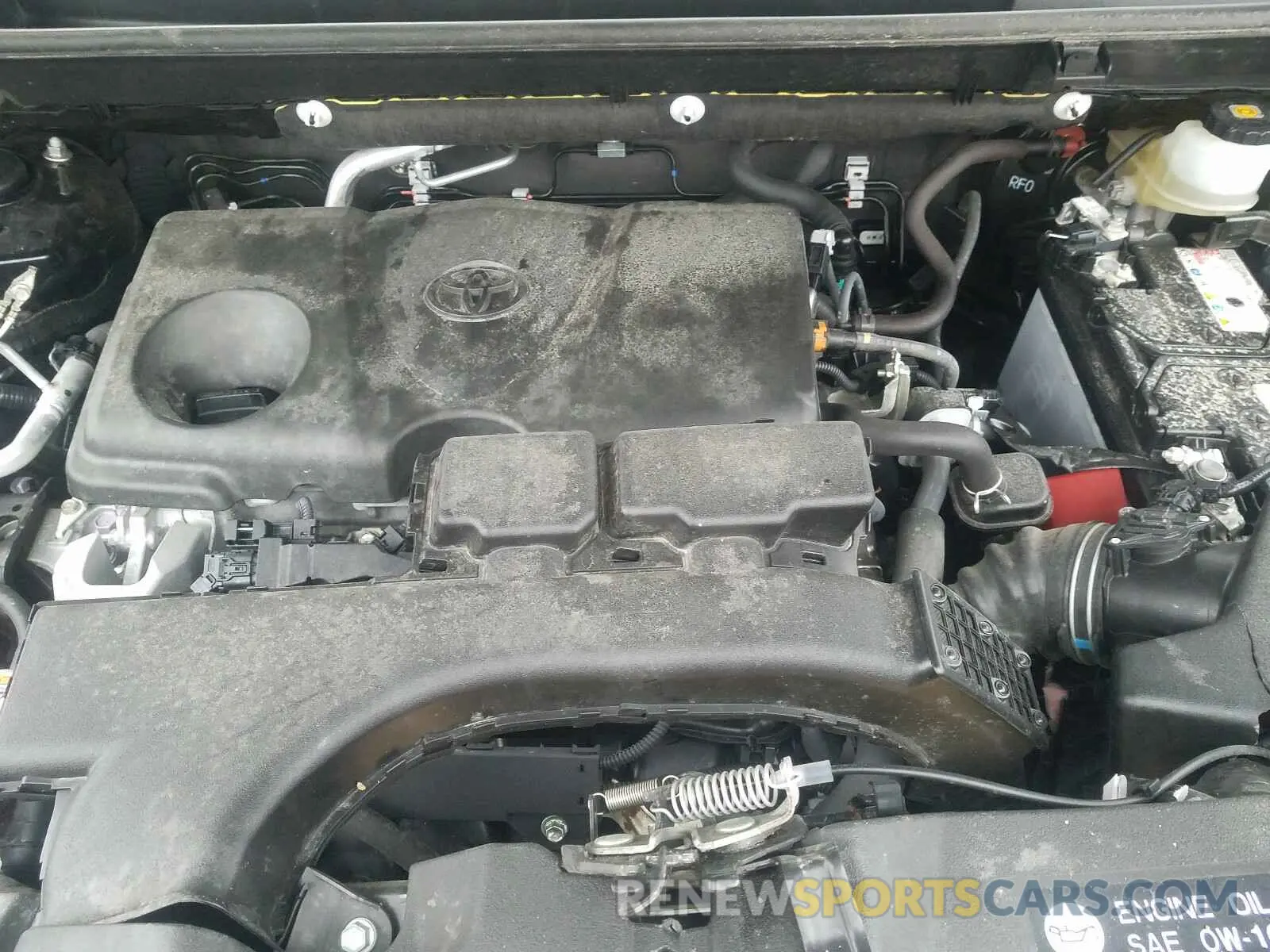 7 fotografías del automóvil dañado JTMG1RFV4KJ012281 TOYOTA RAV4 2019