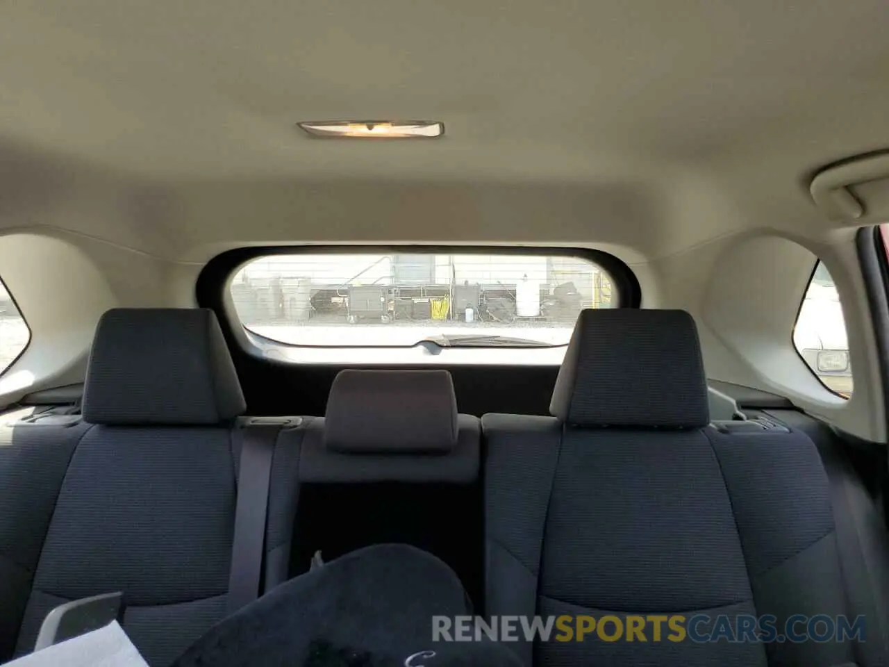 10 fotografías del automóvil dañado JTMG1RFV4KJ016086 TOYOTA RAV4 2019