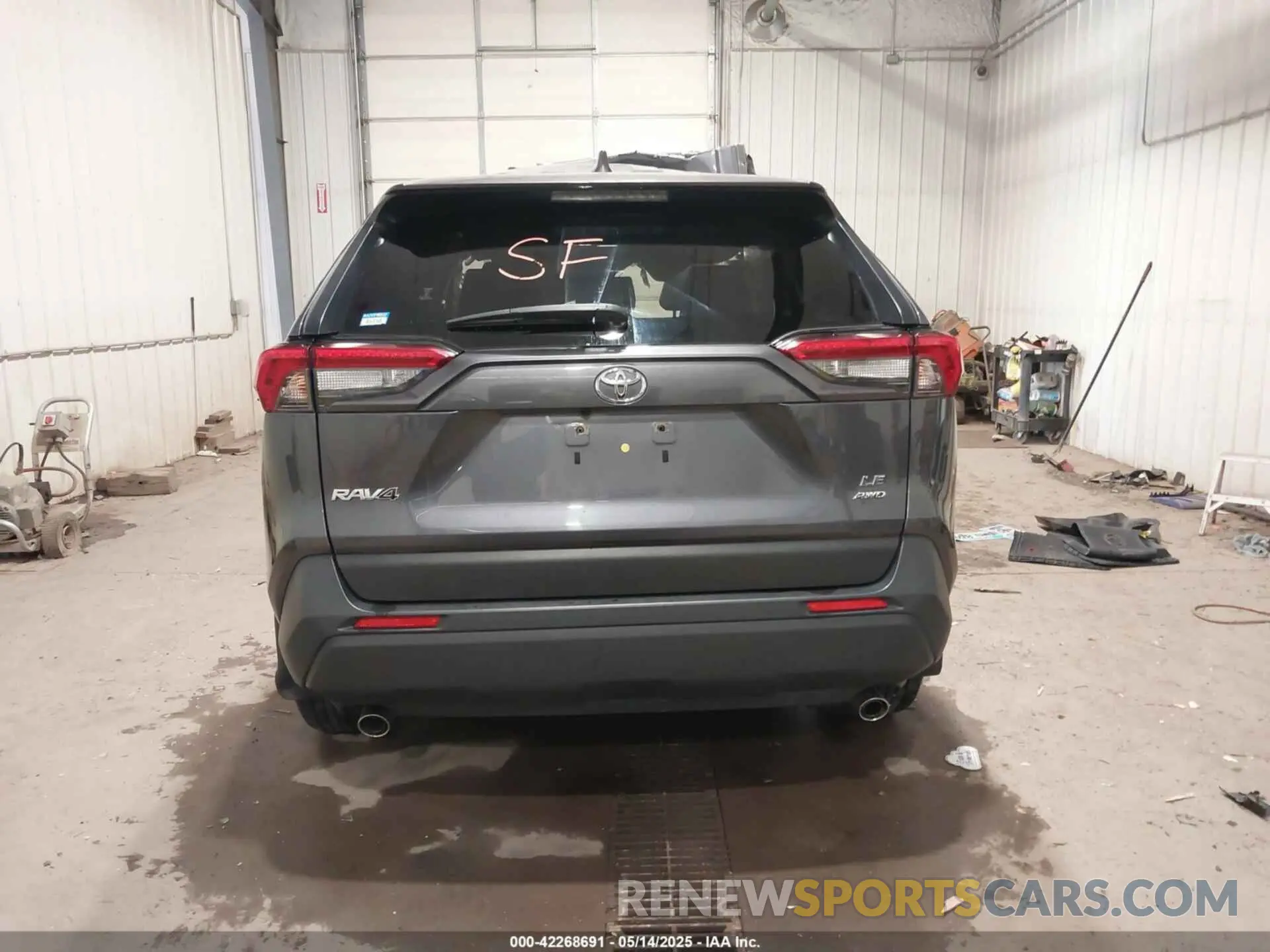 17 fotografías del automóvil dañado JTMG1RFV5KD502307 TOYOTA RAV4 2019