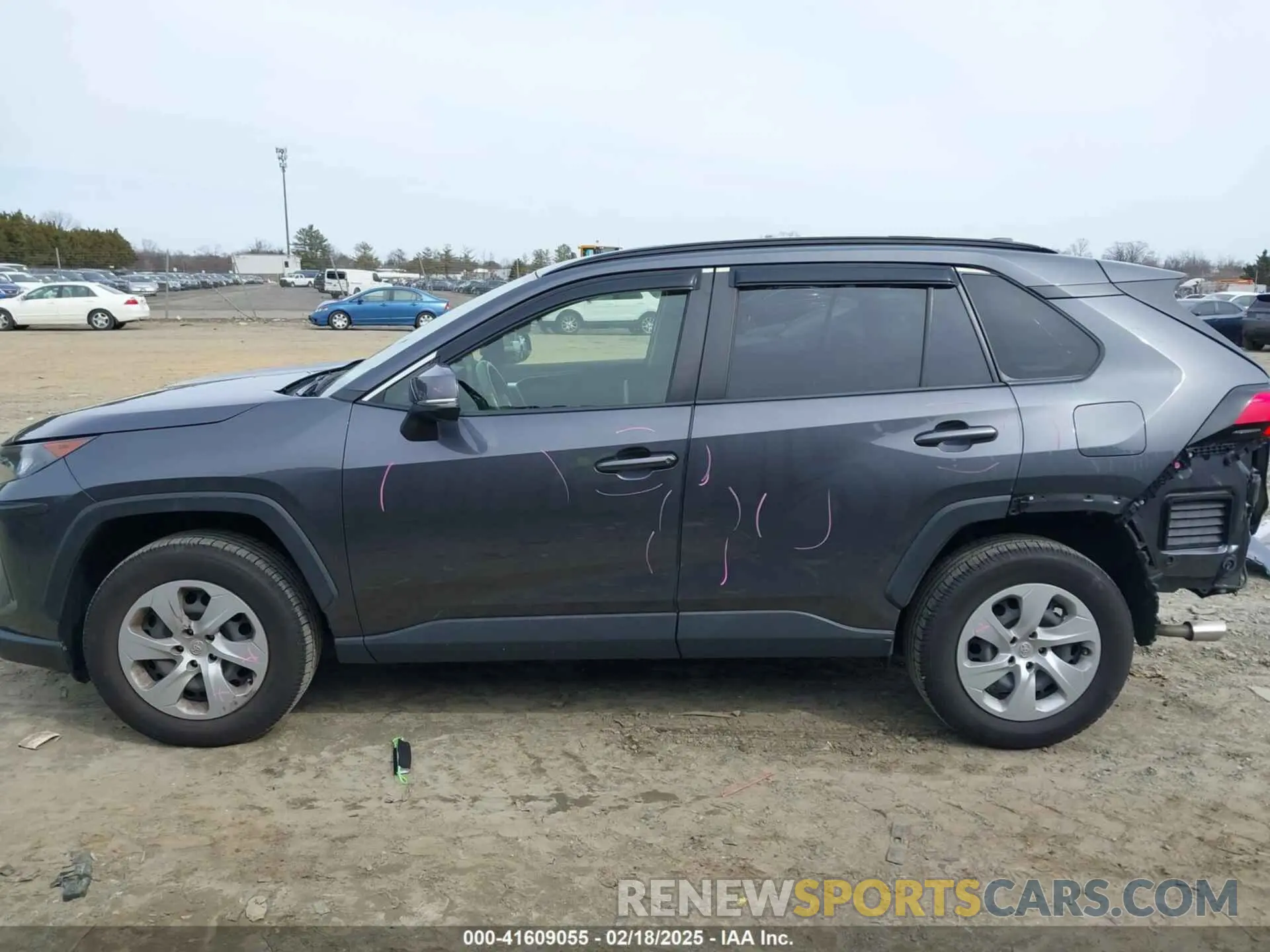 15 fotografías del automóvil dañado JTMG1RFV7KD017764 TOYOTA RAV4 2019