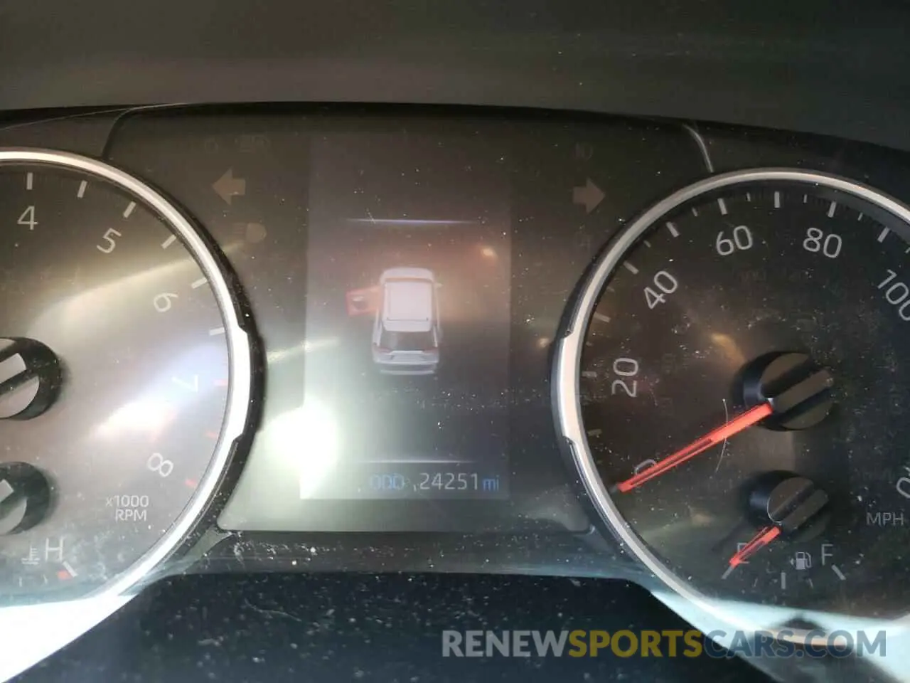 8 fotografías del automóvil dañado JTMG1RFV8KD003100 TOYOTA RAV4 2019