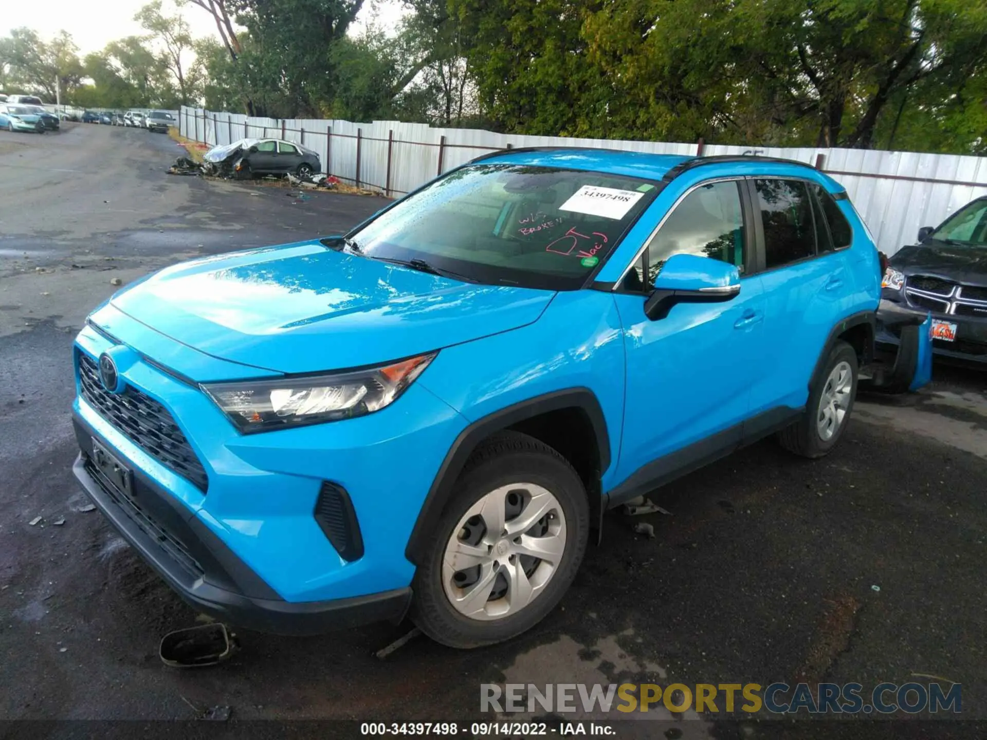 2 fotografías del automóvil dañado JTMG1RFV9KD500088 TOYOTA RAV4 2019