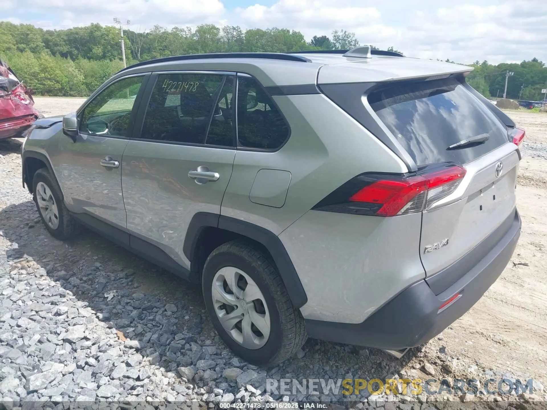 3 fotografías del automóvil dañado JTMG1RFV9KJ020859 TOYOTA RAV4 2019