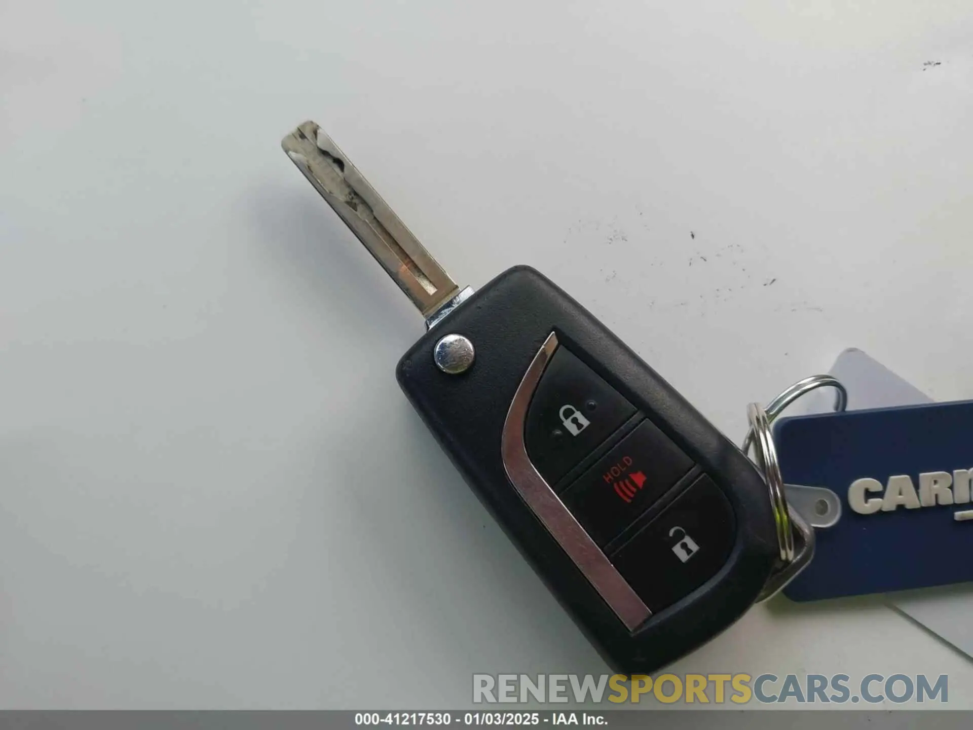 11 fotografías del automóvil dañado JTMG1RFVXKJ009529 TOYOTA RAV4 2019