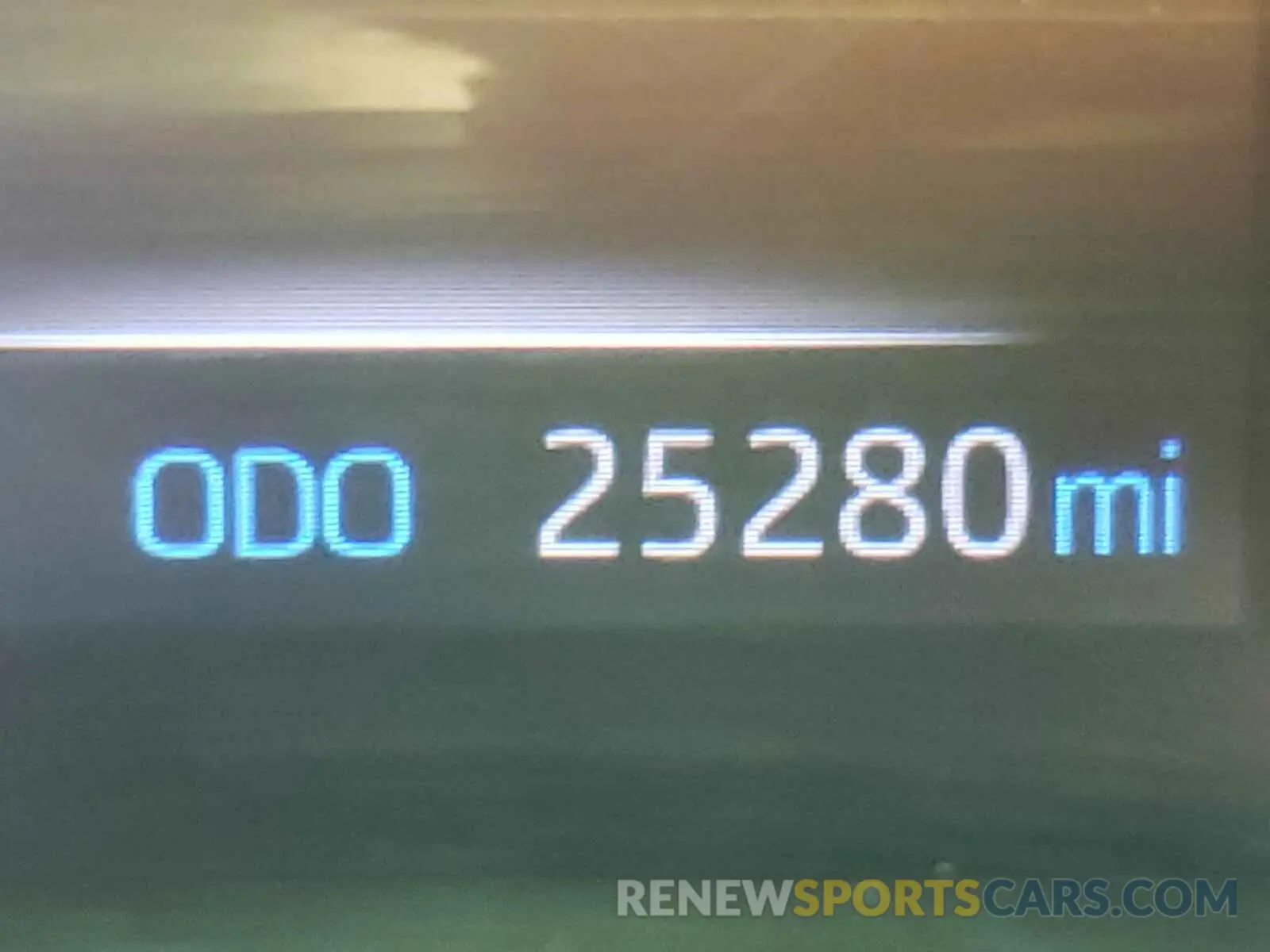 8 fotografías del automóvil dañado JTMH1RFV1KD004433 TOYOTA RAV4 2019