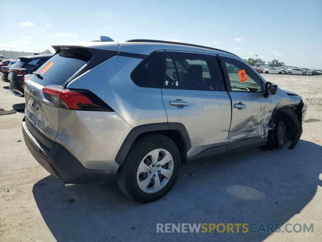 3 fotografías del automóvil dañado JTMH1RFV1KJ015272 TOYOTA RAV4 2019