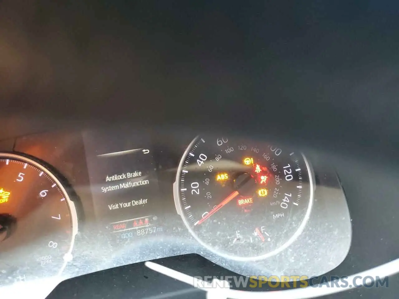 9 fotografías del automóvil dañado JTMH1RFV2KD500065 TOYOTA RAV4 2019