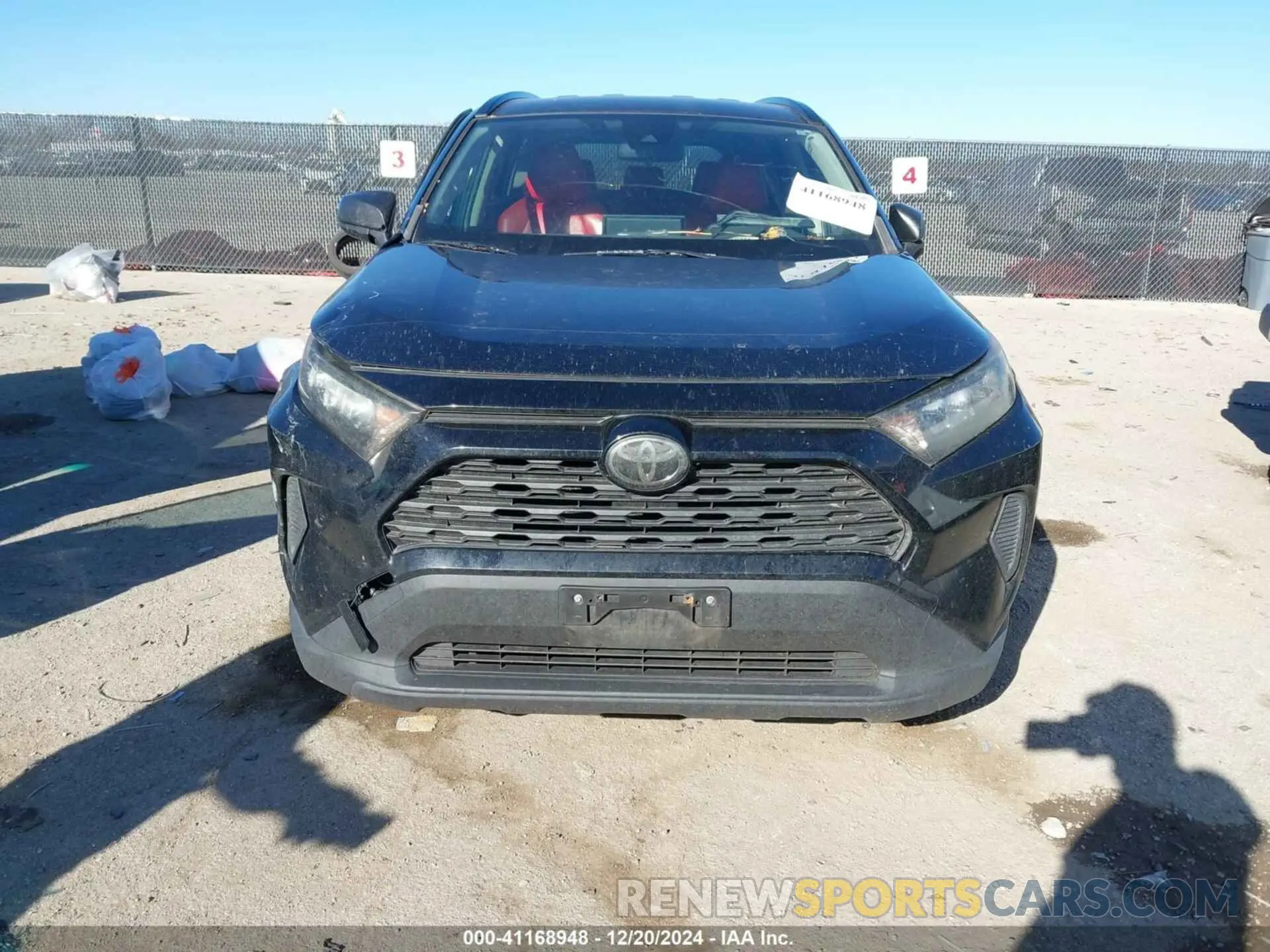 12 fotografías del automóvil dañado JTMH1RFV2KJ009531 TOYOTA RAV4 2019