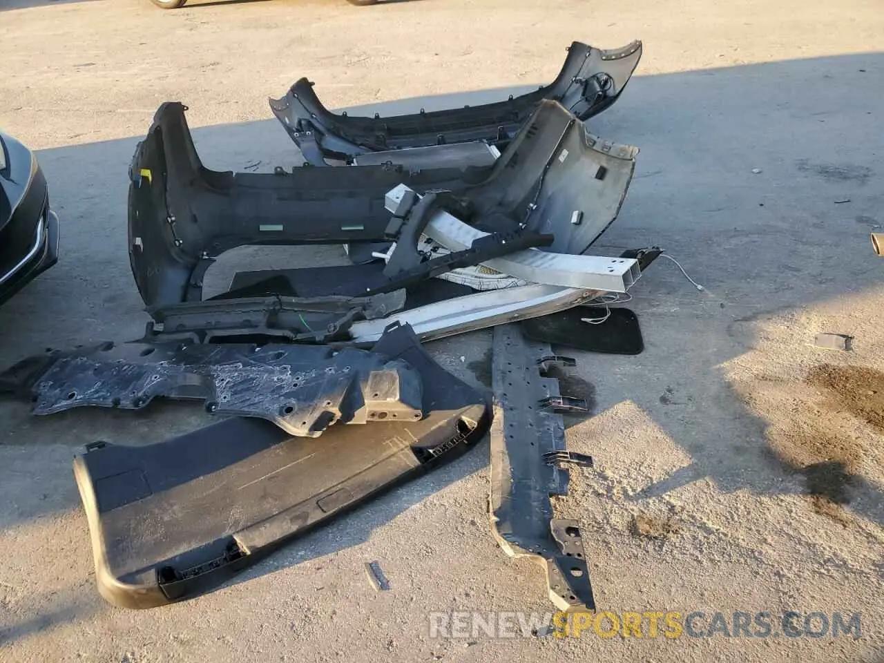 13 fotografías del automóvil dañado JTMH1RFV2KJ010811 TOYOTA RAV4 2019