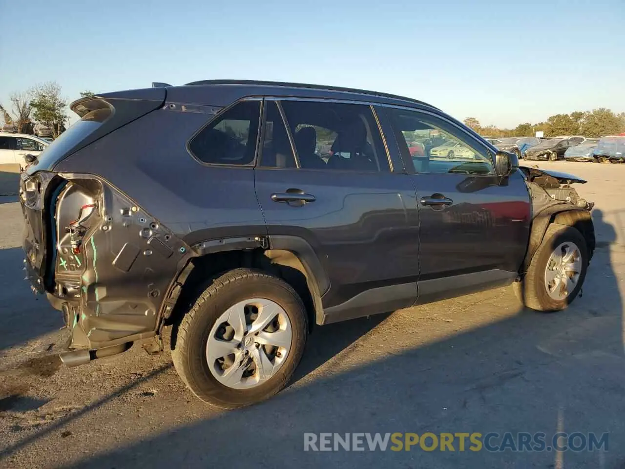 3 fotografías del automóvil dañado JTMH1RFV2KJ010811 TOYOTA RAV4 2019