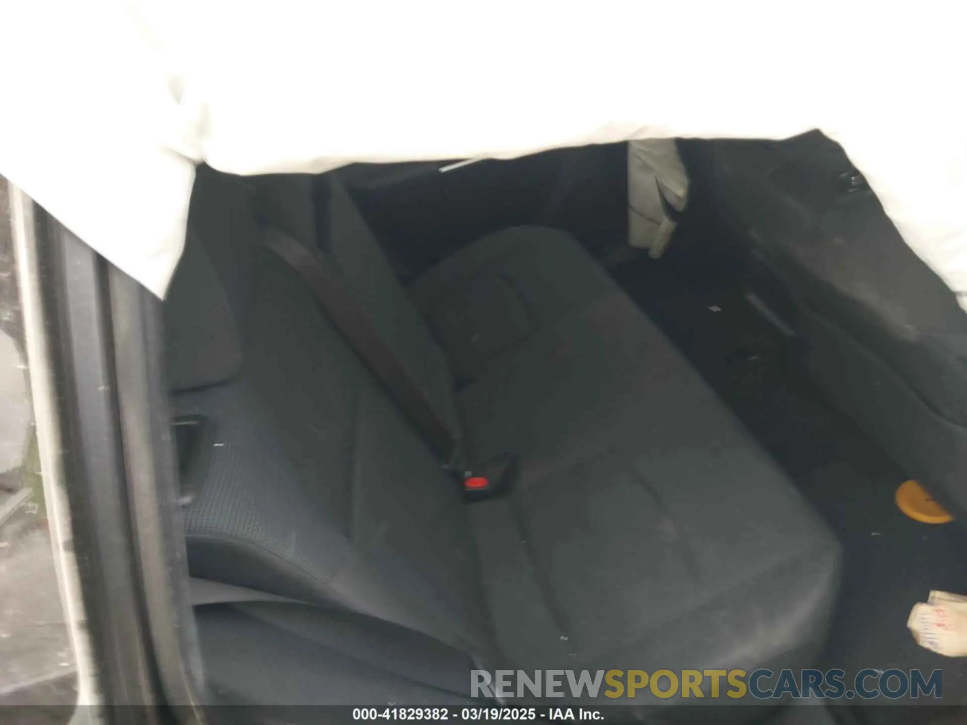 8 fotografías del automóvil dañado JTMH1RFV3KD501628 TOYOTA RAV4 2019