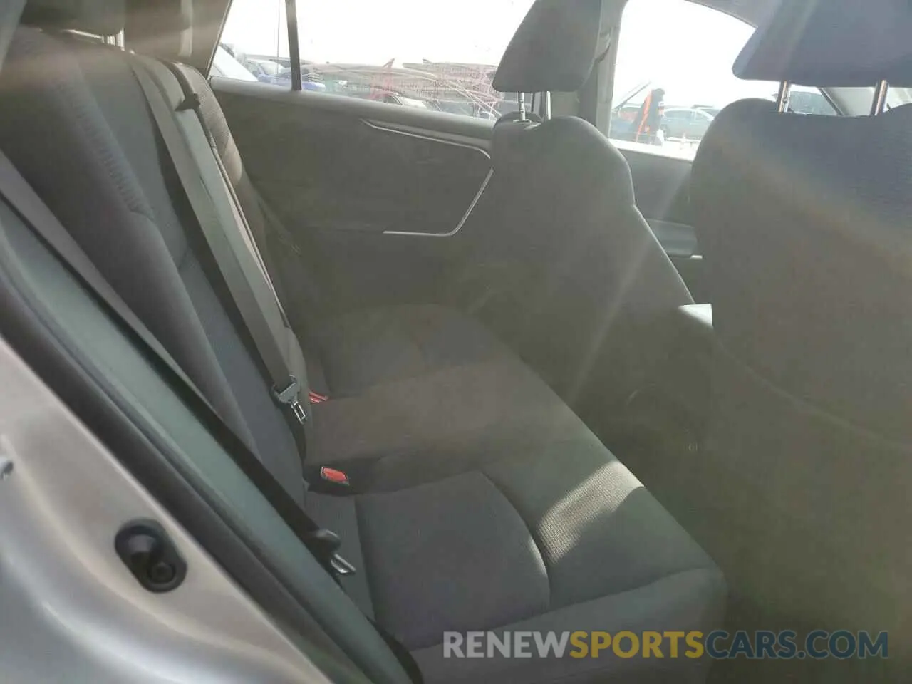 10 fotografías del automóvil dañado JTMH1RFV3KJ006346 TOYOTA RAV4 2019