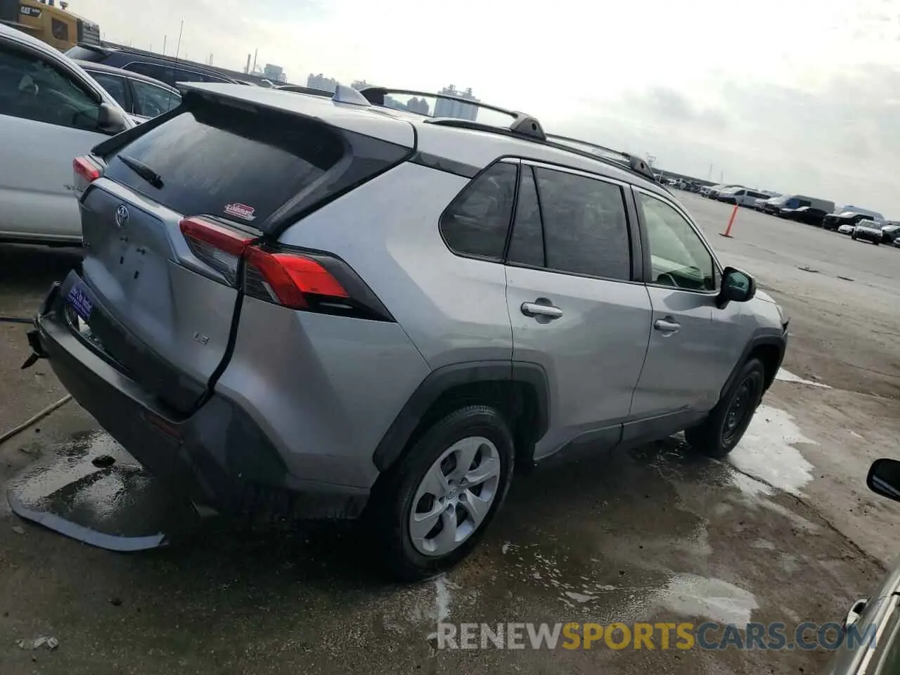 3 fotografías del automóvil dañado JTMH1RFV3KJ006346 TOYOTA RAV4 2019
