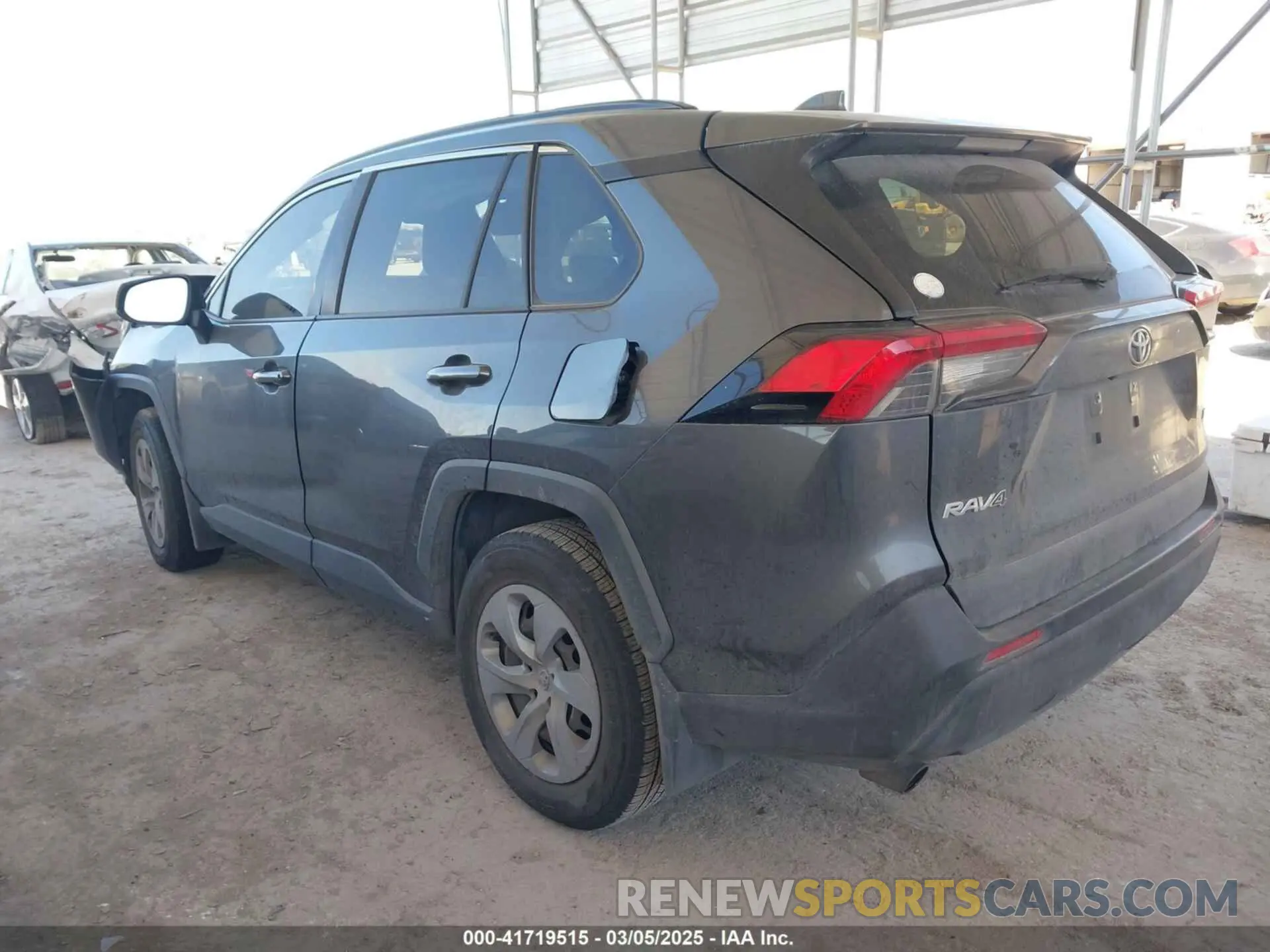 3 fotografías del automóvil dañado JTMH1RFV4KD037099 TOYOTA RAV4 2019