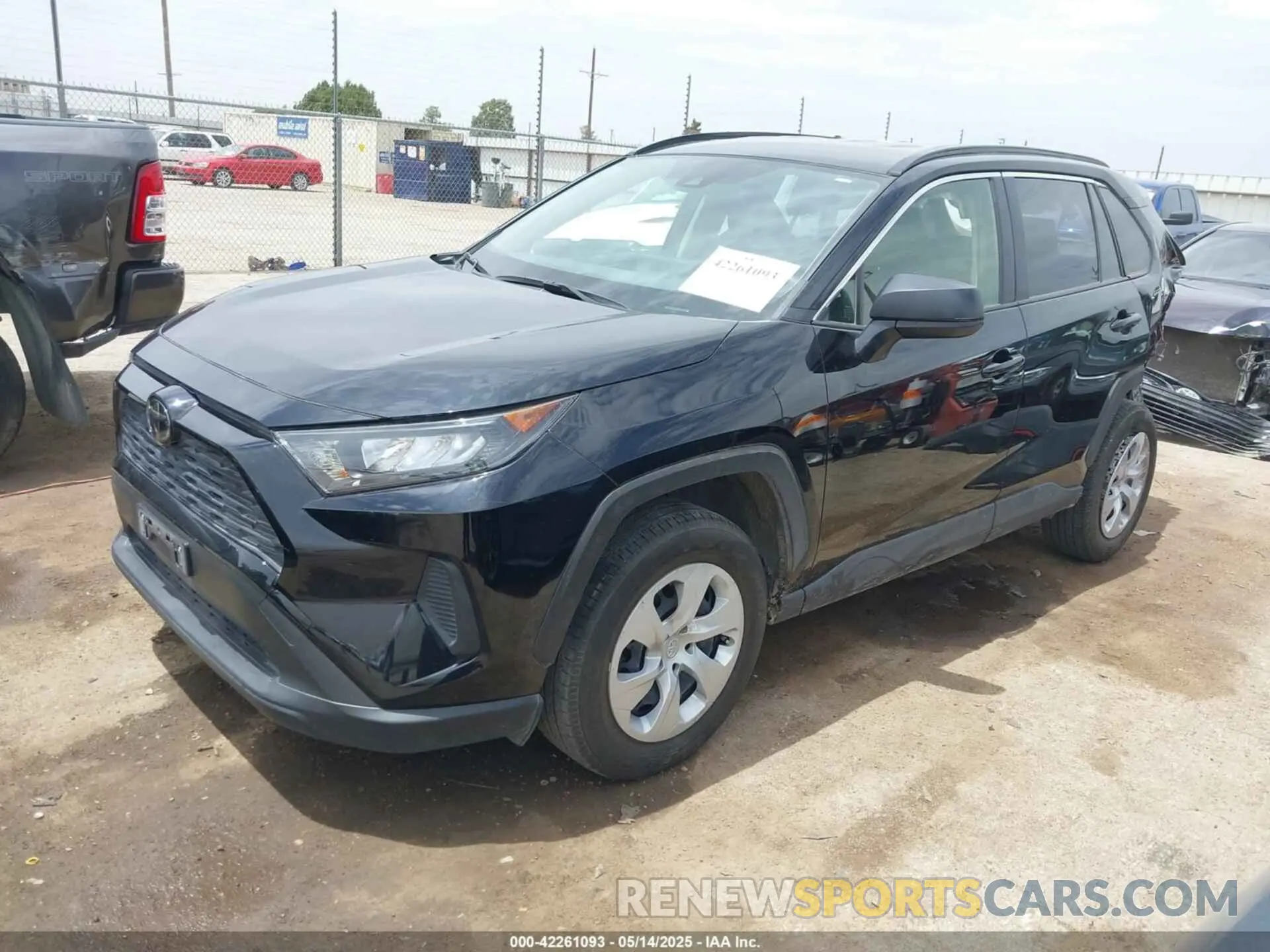 2 fotografías del automóvil dañado JTMH1RFV4KD037636 TOYOTA RAV4 2019