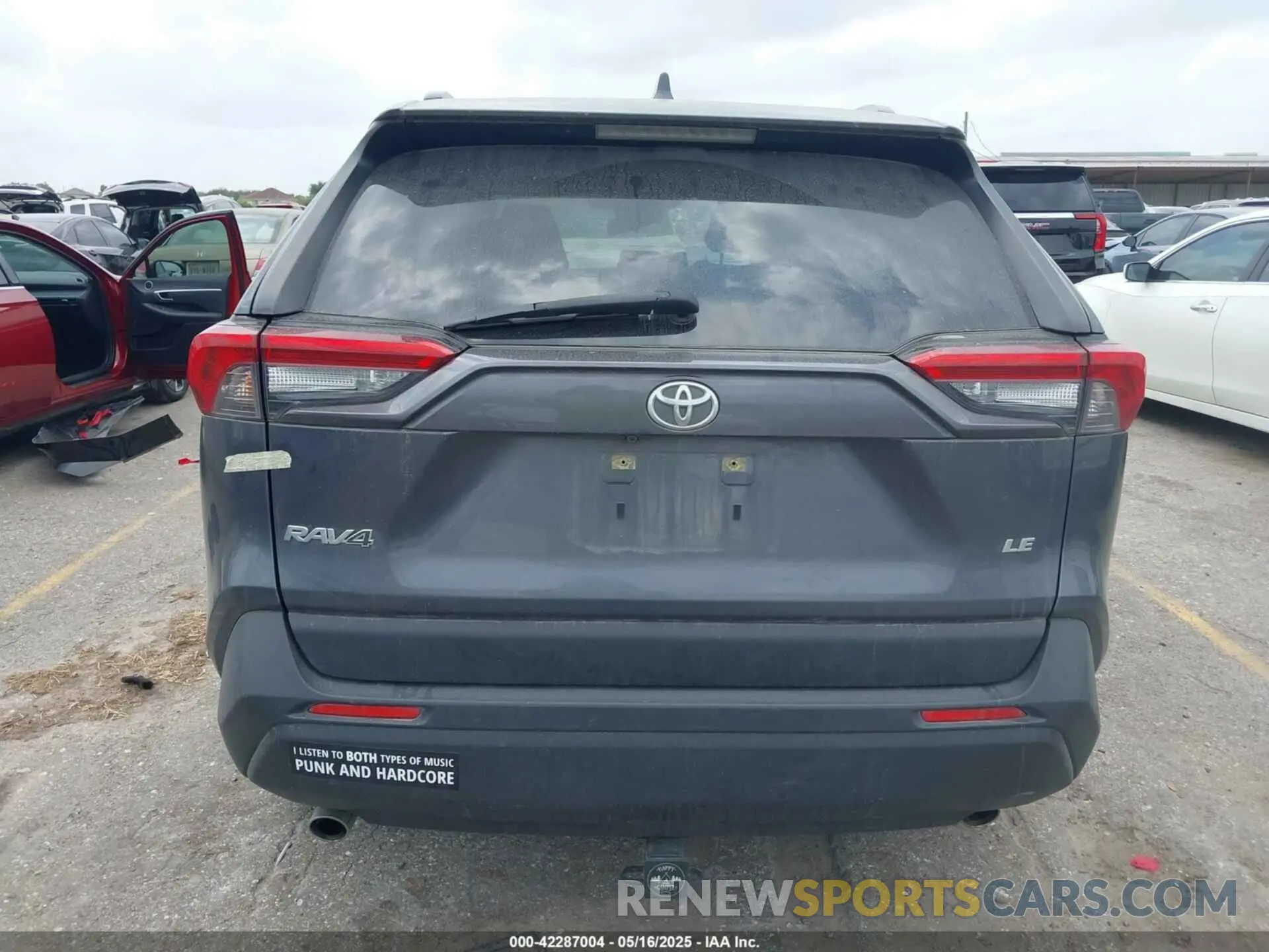 16 fotografías del automóvil dañado JTMH1RFV4KD512945 TOYOTA RAV4 2019