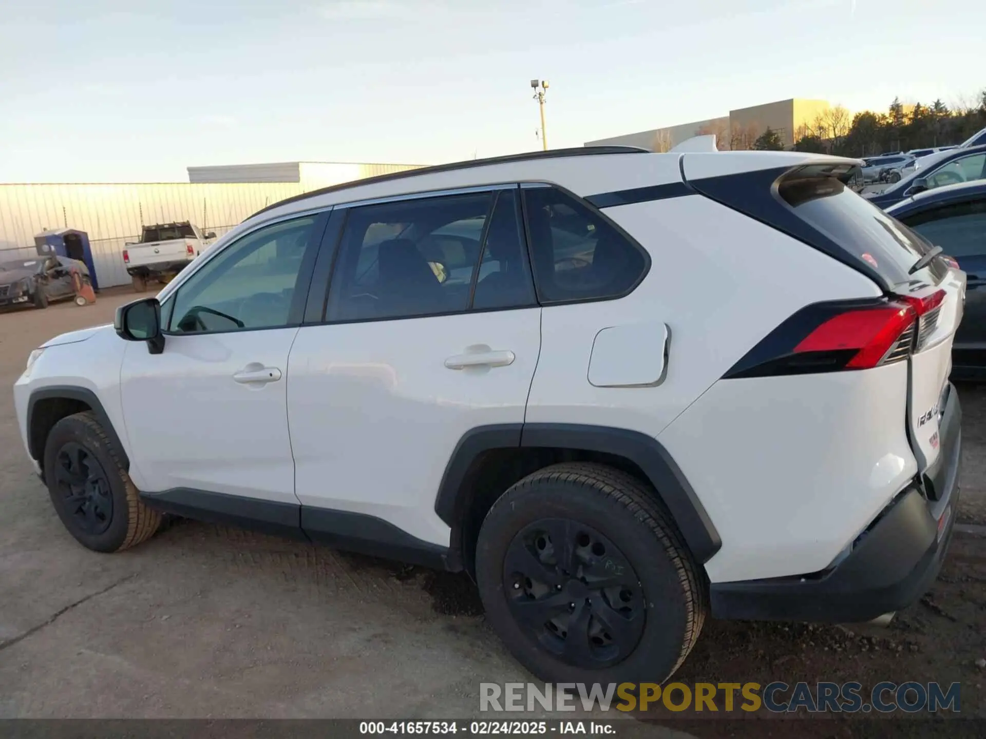 14 fotografías del automóvil dañado JTMH1RFV5KD037919 TOYOTA RAV4 2019