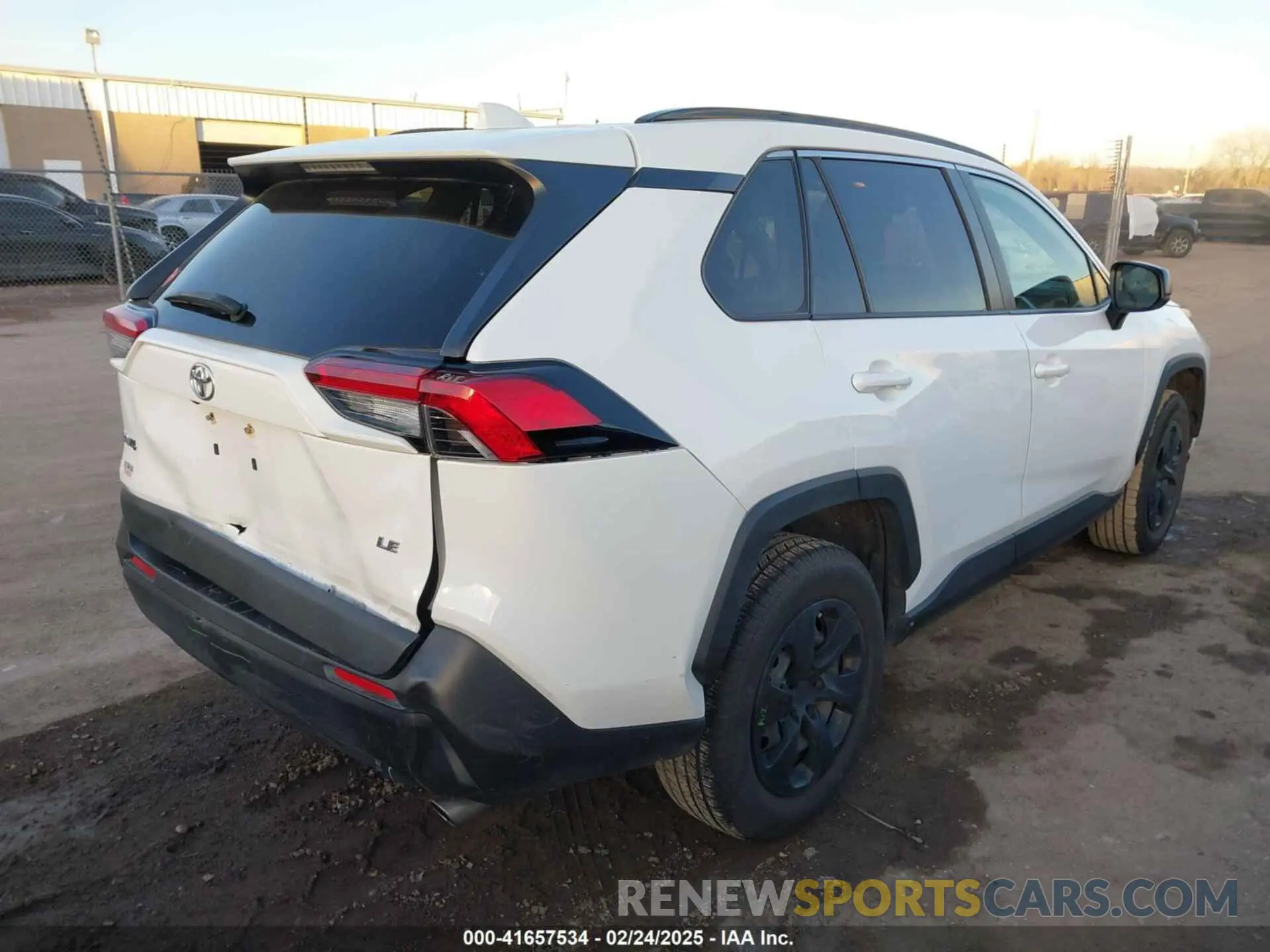 4 fotografías del automóvil dañado JTMH1RFV5KD037919 TOYOTA RAV4 2019