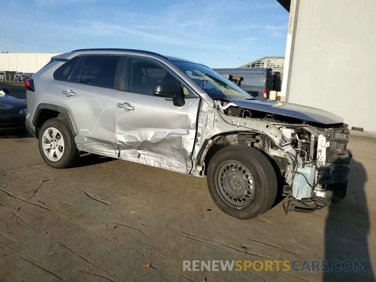 4 fotografías del automóvil dañado JTMH1RFV6KD002919 TOYOTA RAV4 2019