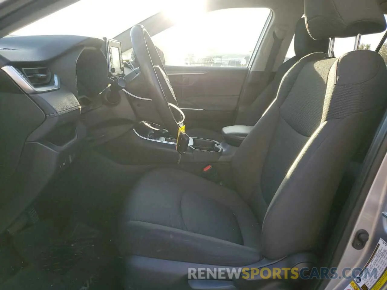 7 fotografías del automóvil dañado JTMH1RFV6KD002919 TOYOTA RAV4 2019