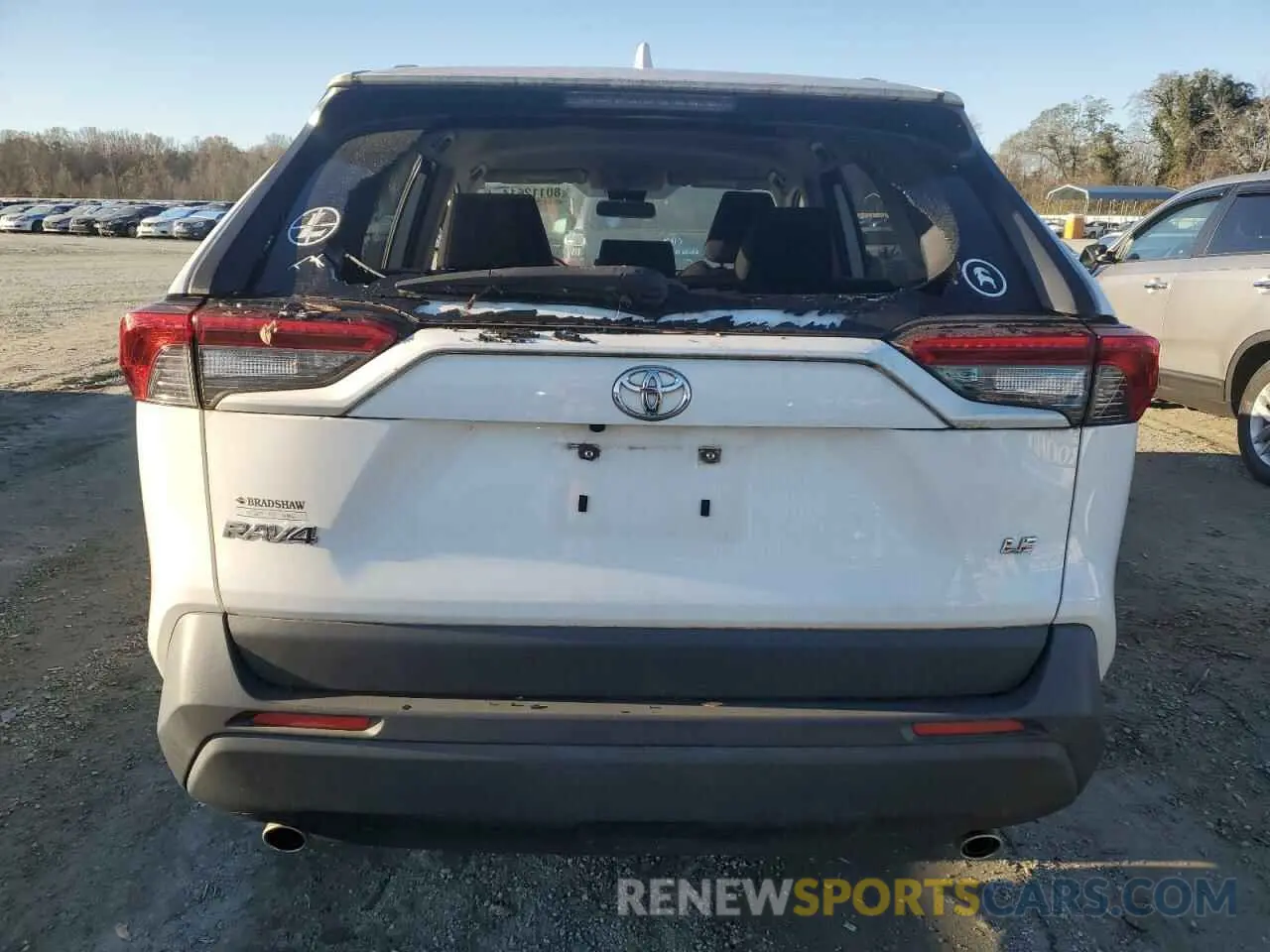 6 fotografías del automóvil dañado JTMH1RFV6KD017386 TOYOTA RAV4 2019