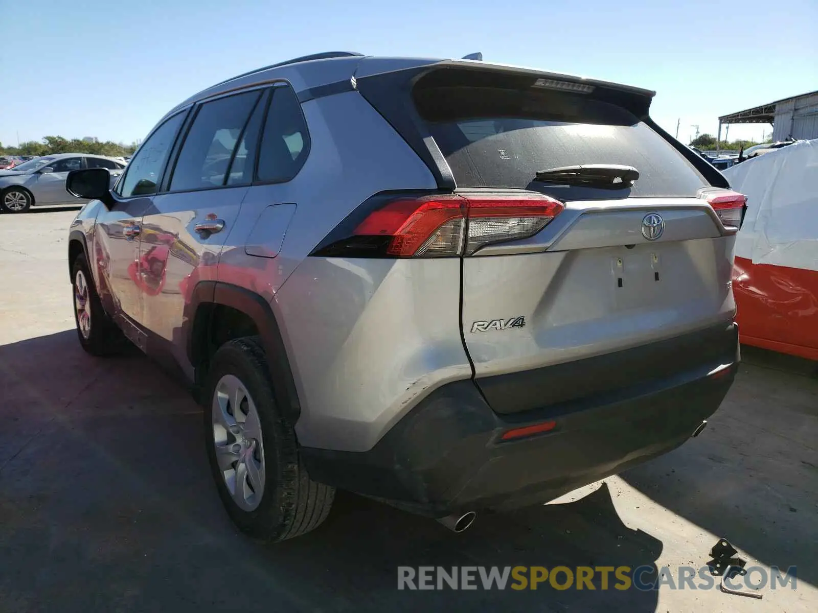 3 fotografías del automóvil dañado JTMH1RFV7KD500224 TOYOTA RAV4 2019