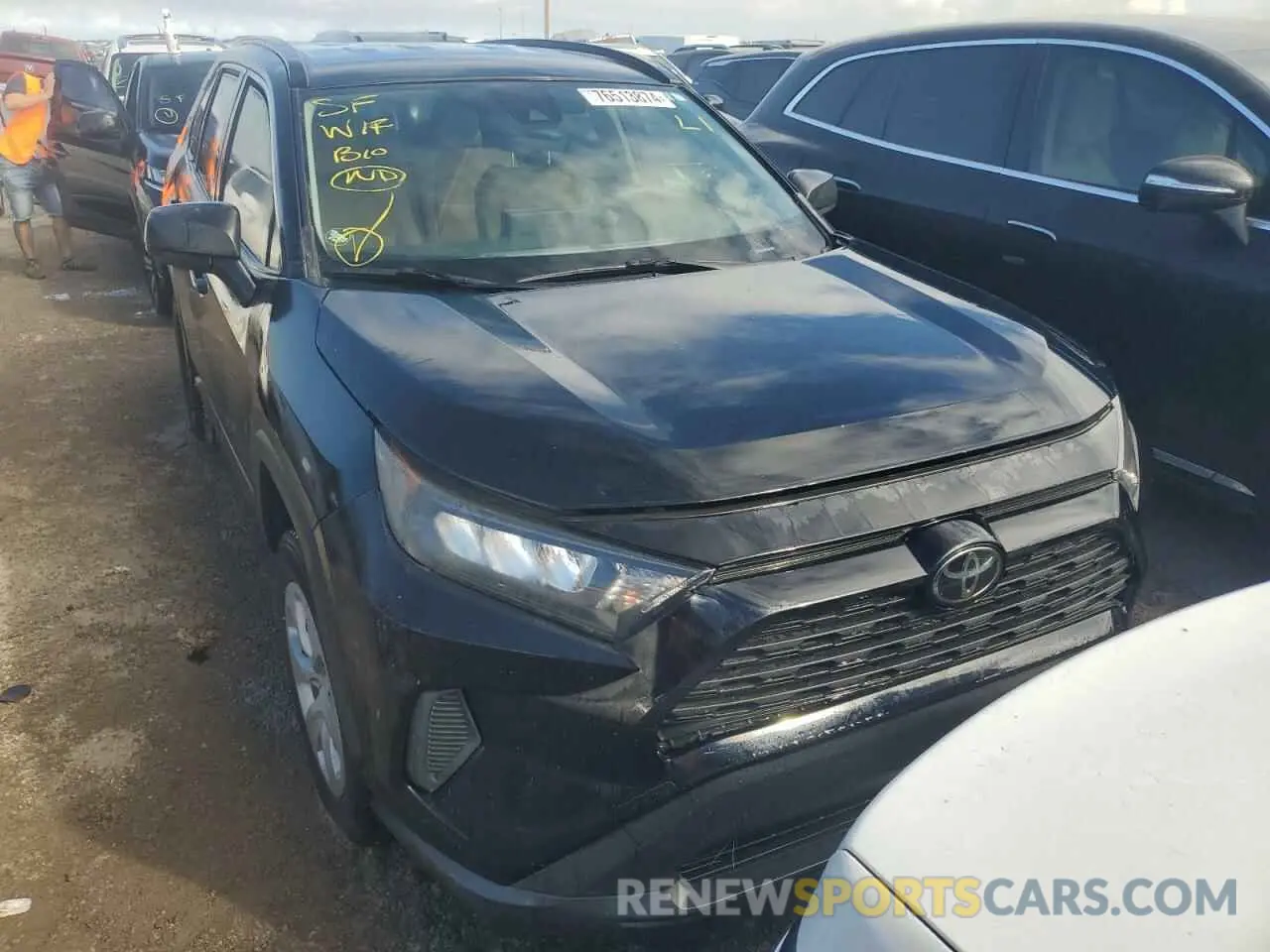 5 fotografías del automóvil dañado JTMH1RFV9KD006558 TOYOTA RAV4 2019