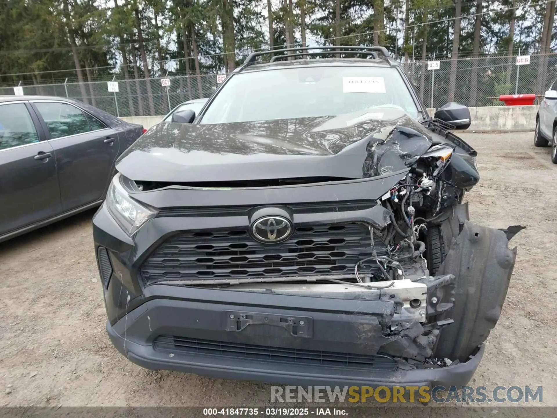 12 fotografías del automóvil dañado JTMK1RFV1KD002199 TOYOTA RAV4 2019