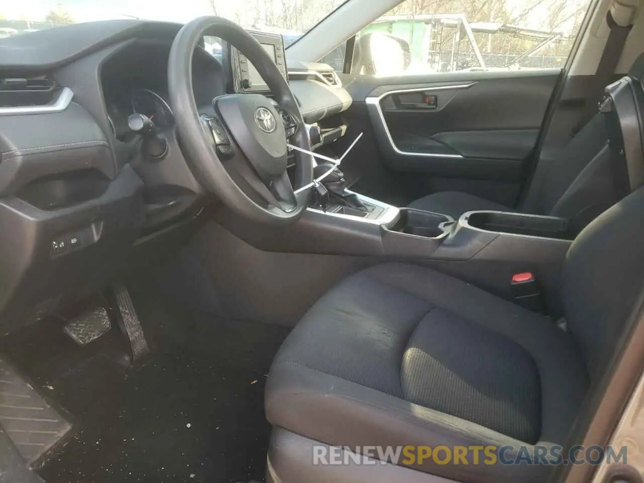 7 fotografías del automóvil dañado JTMK1RFV3KD040856 TOYOTA RAV4 2019