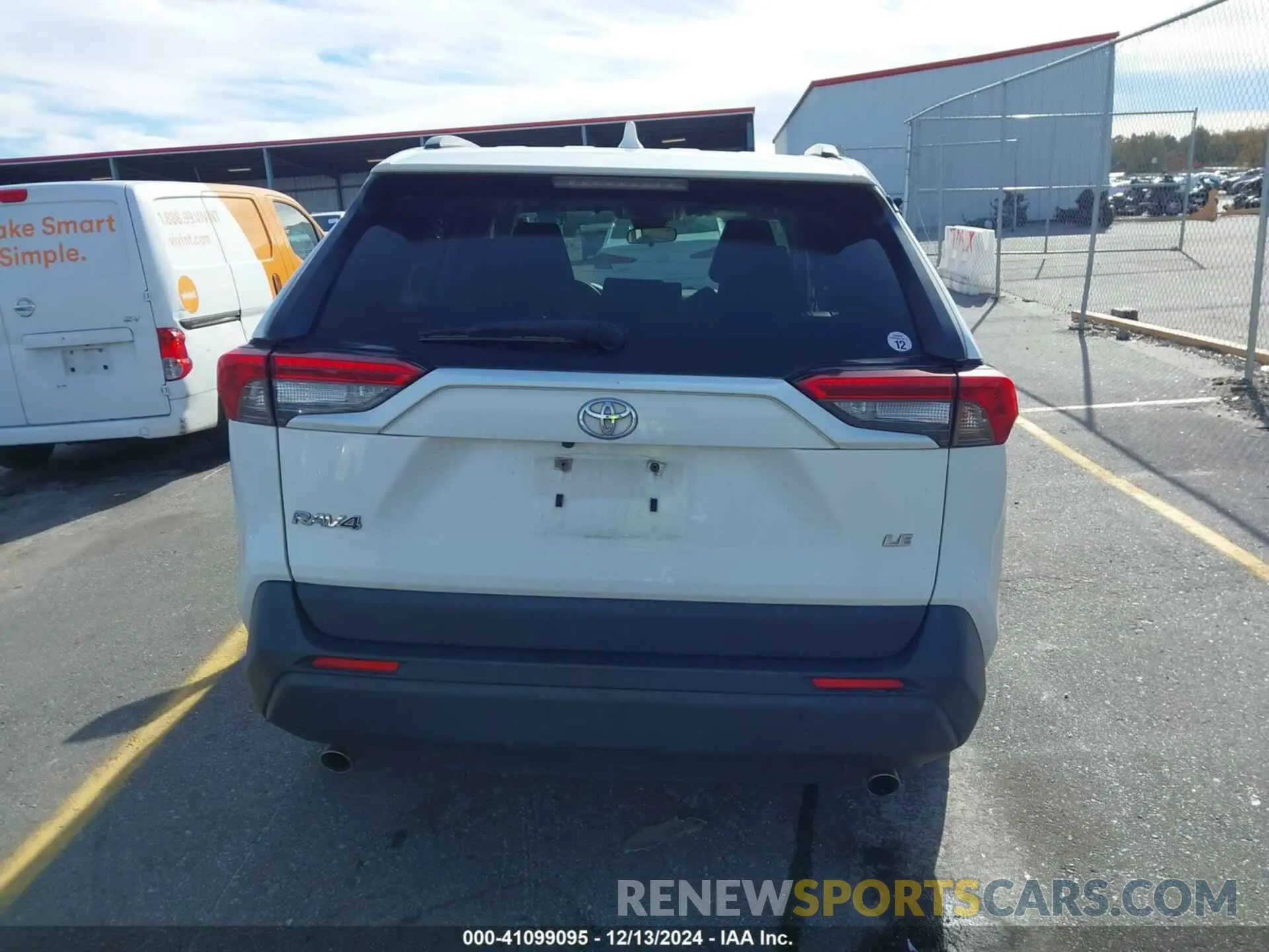 16 fotografías del automóvil dañado JTMK1RFV4KD030563 TOYOTA RAV4 2019