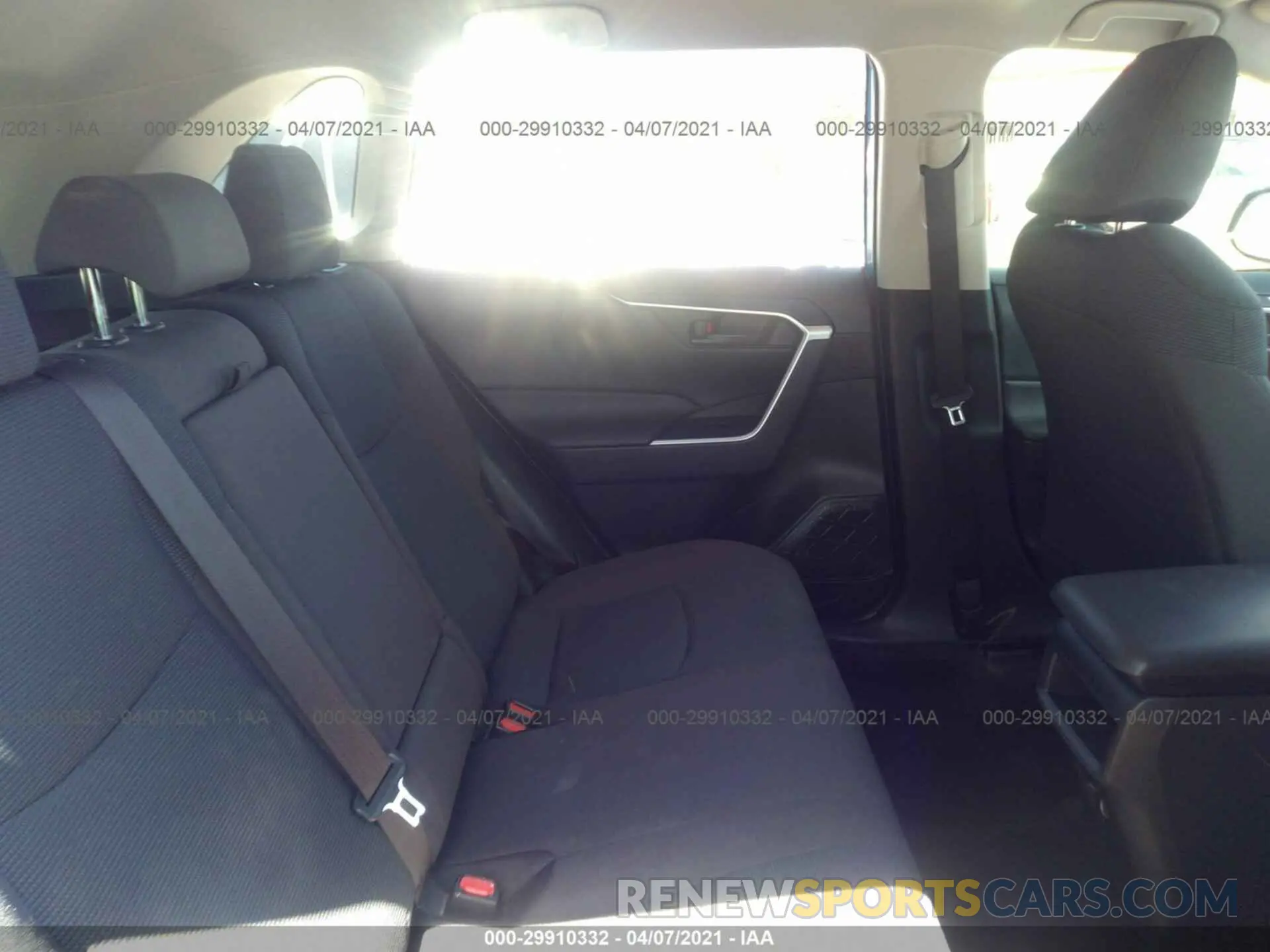8 fotografías del automóvil dañado JTMK1RFV7KJ004234 TOYOTA RAV4 2019