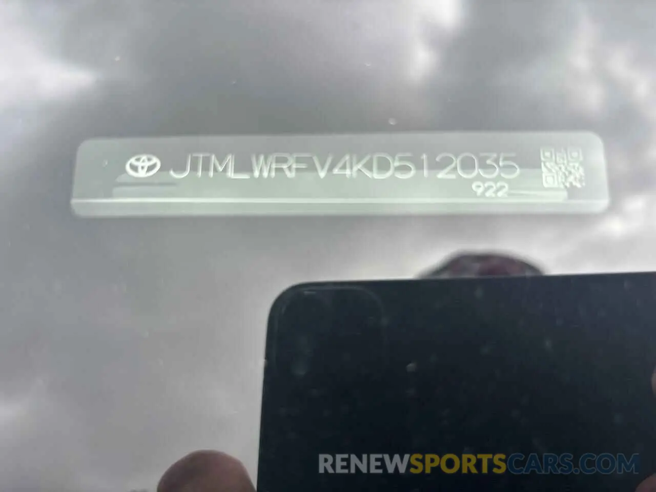 10 fotografías del automóvil dañado JTMLWRFV4KD512035 TOYOTA RAV4 2019